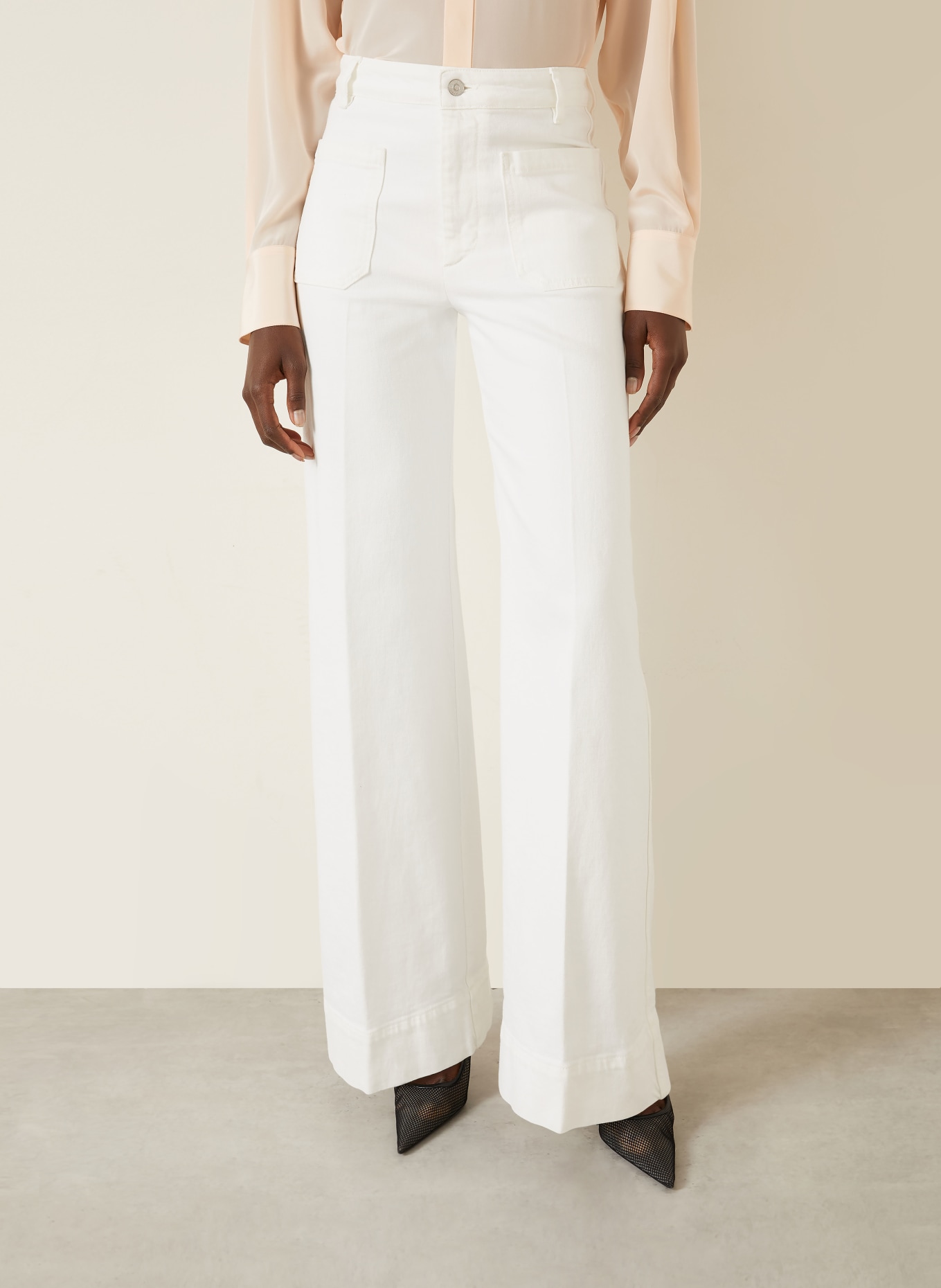 VICTORIA BECKHAM Dżinsy z rozszerzanymi nogawkami ALINA: 8845 WASHED WHITE