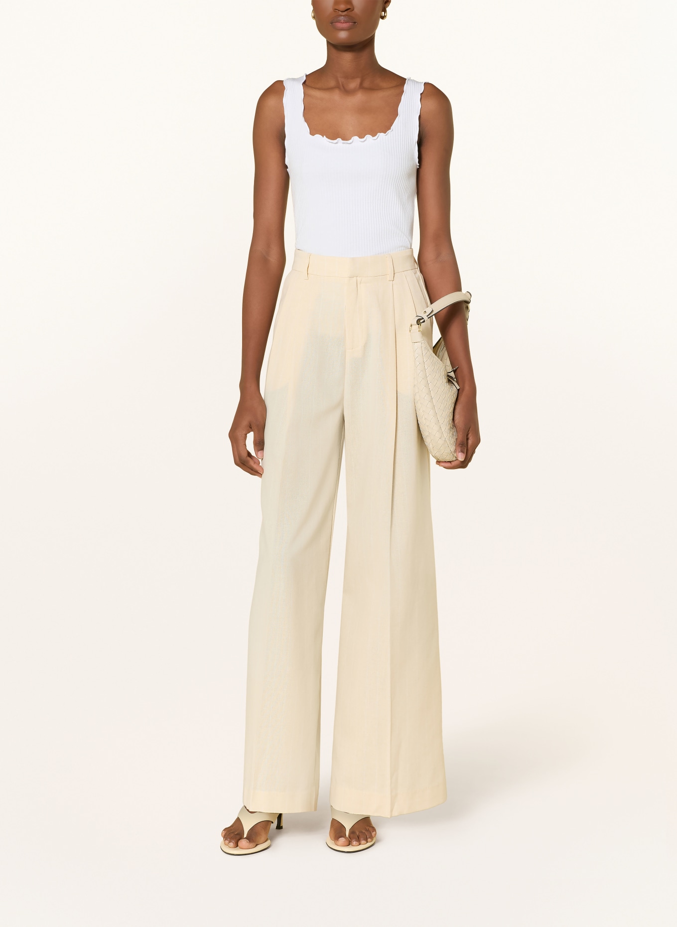 Rich & Royal Top: WHITE