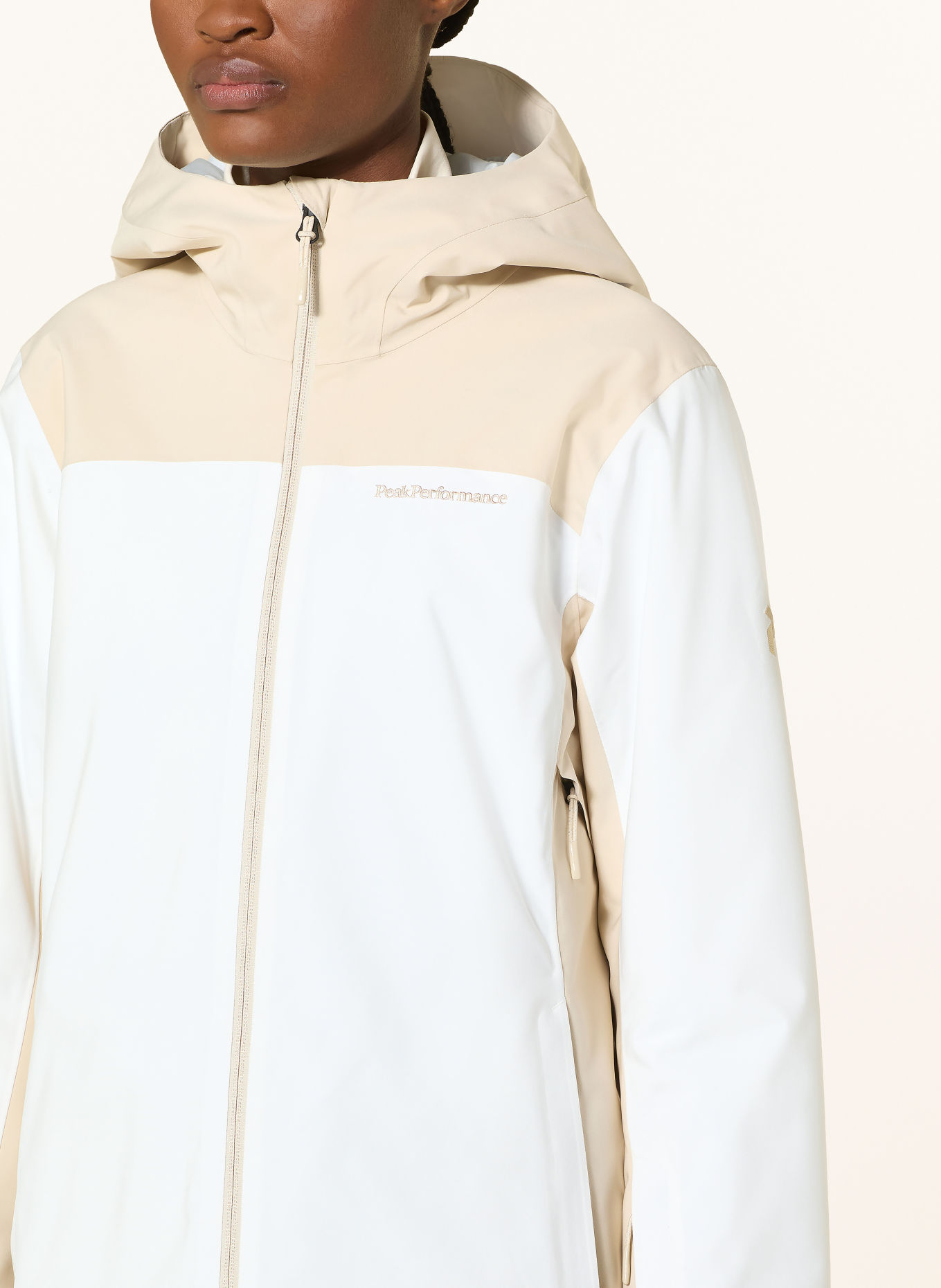 Peak Performance Jachetă de schi ANIMA BLOCKED INSULATED: ALB / BEJ