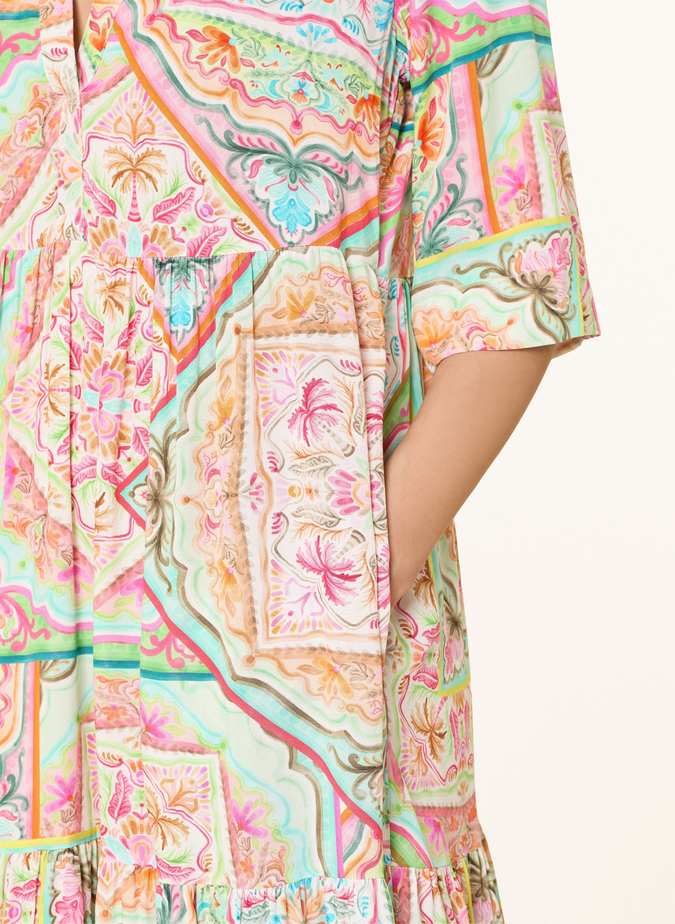 Emily VAN DEN BERGH Kleid: CREME / PINK / GRÜN