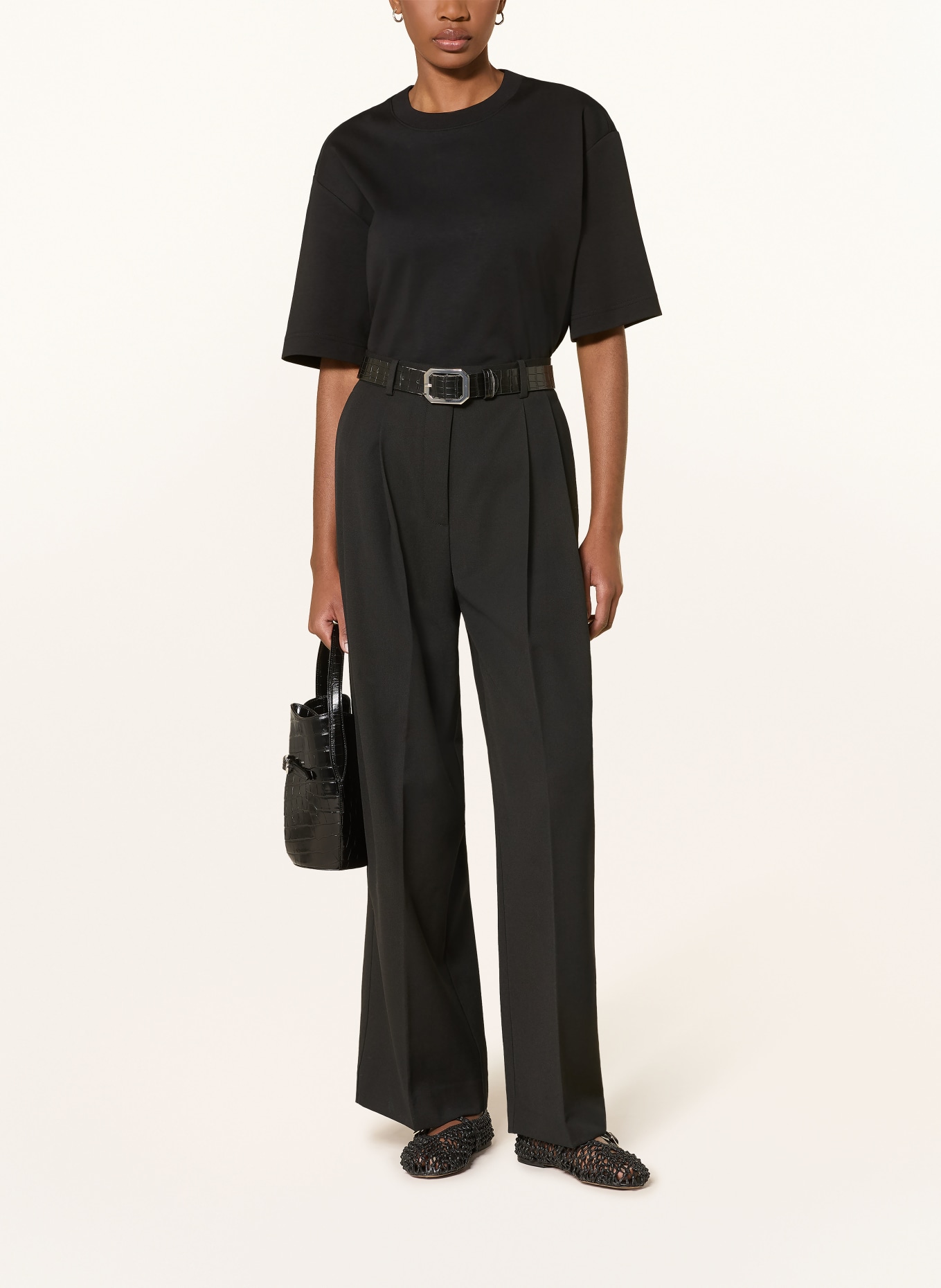 COS Koszulka oversize z rękawami 3/4: CZARNY