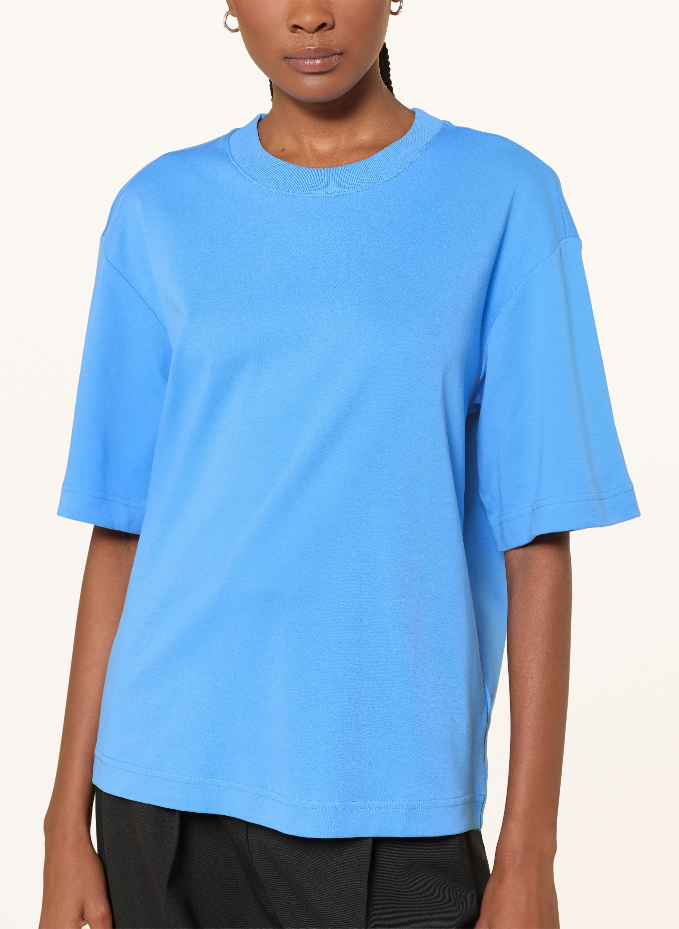COS Oversized shirt with 3/4 sleeves: BLUE