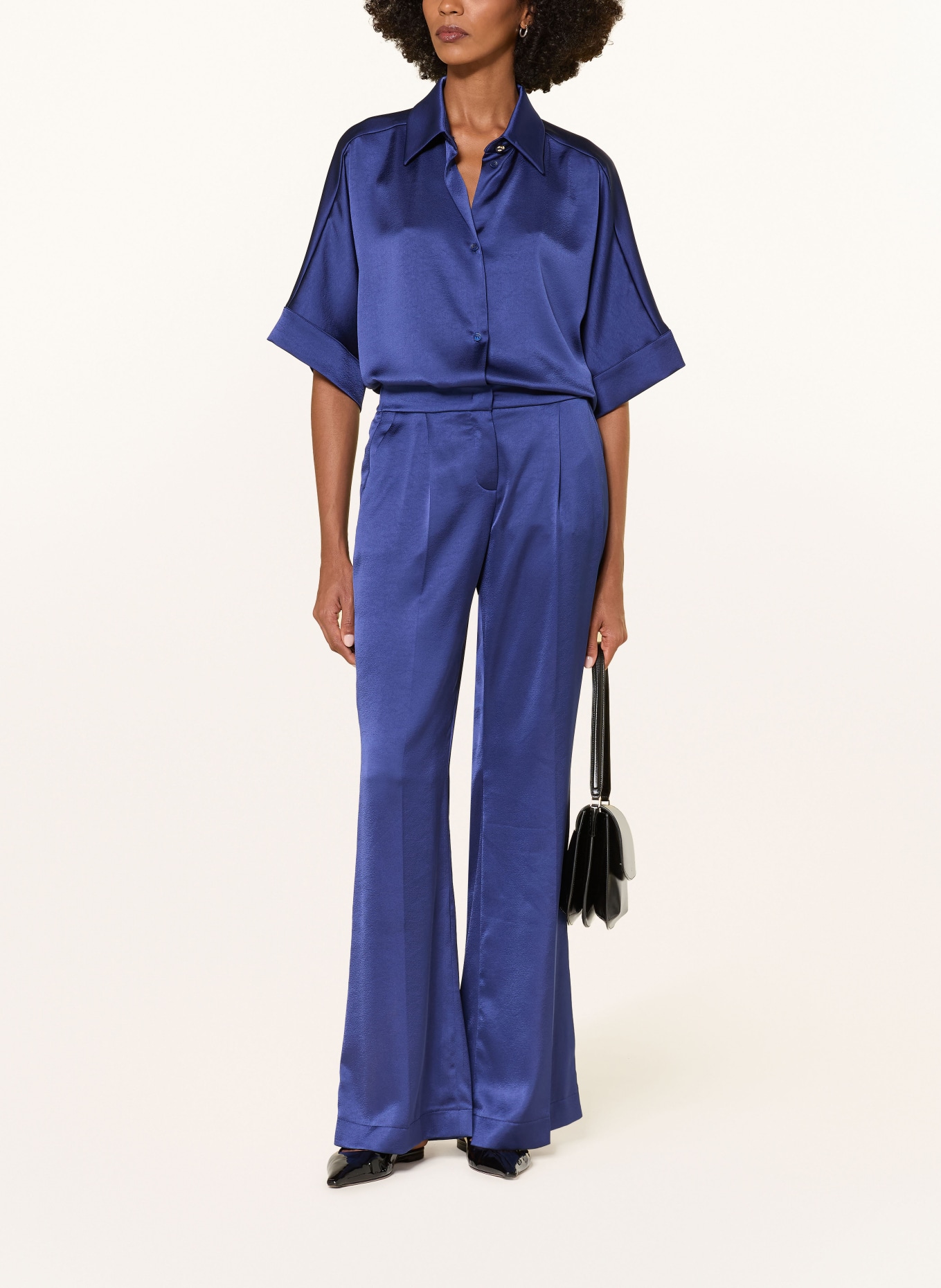 RIANI Satinhose: BLAU