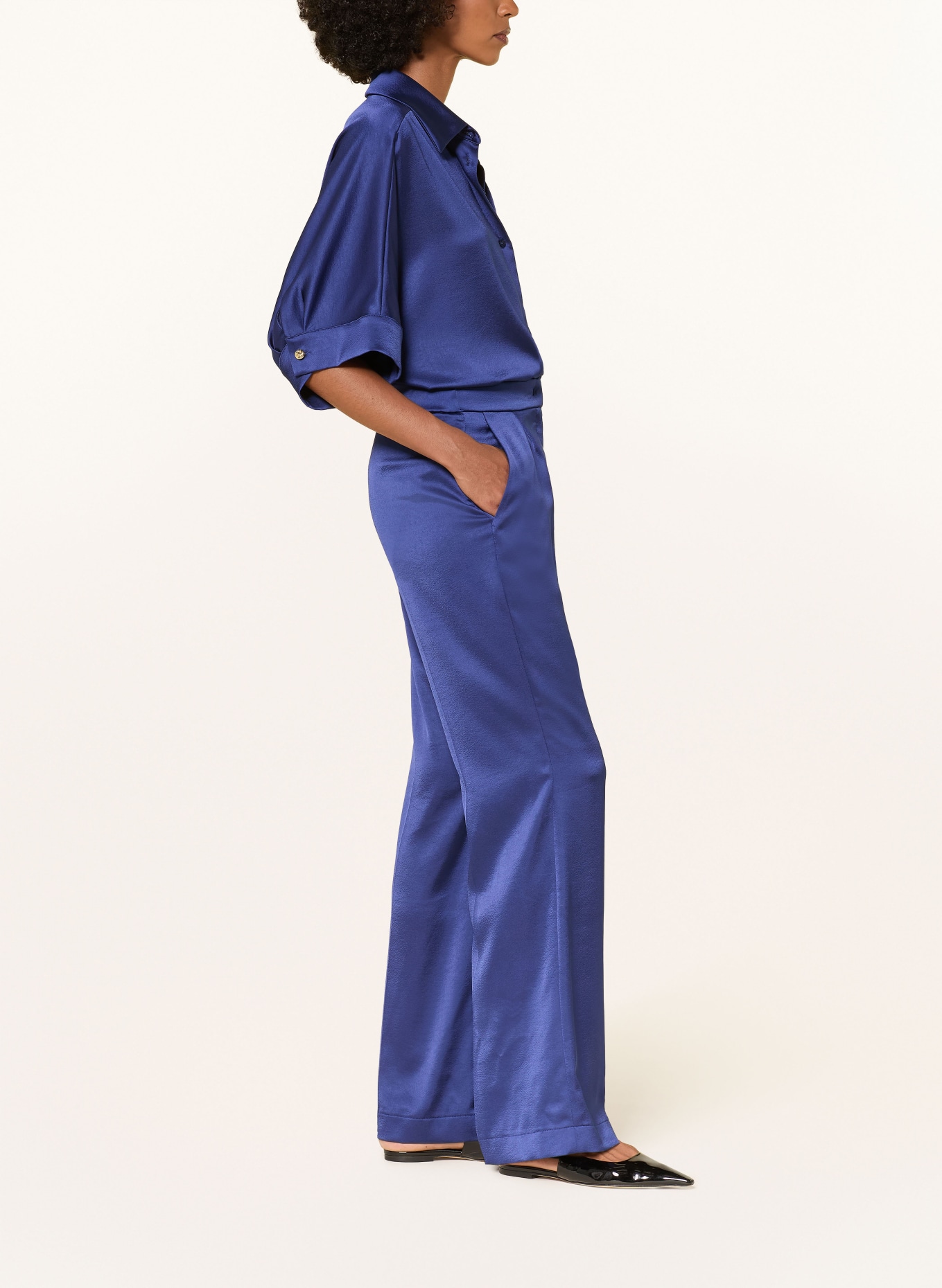 RIANI Satinhose: BLAU