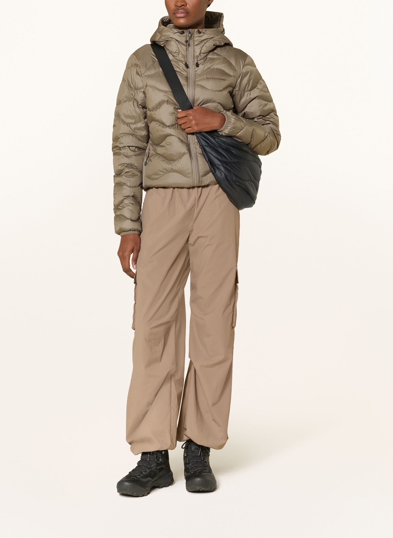 Peak Performance Daunenjacke HELIUM: TAUPE