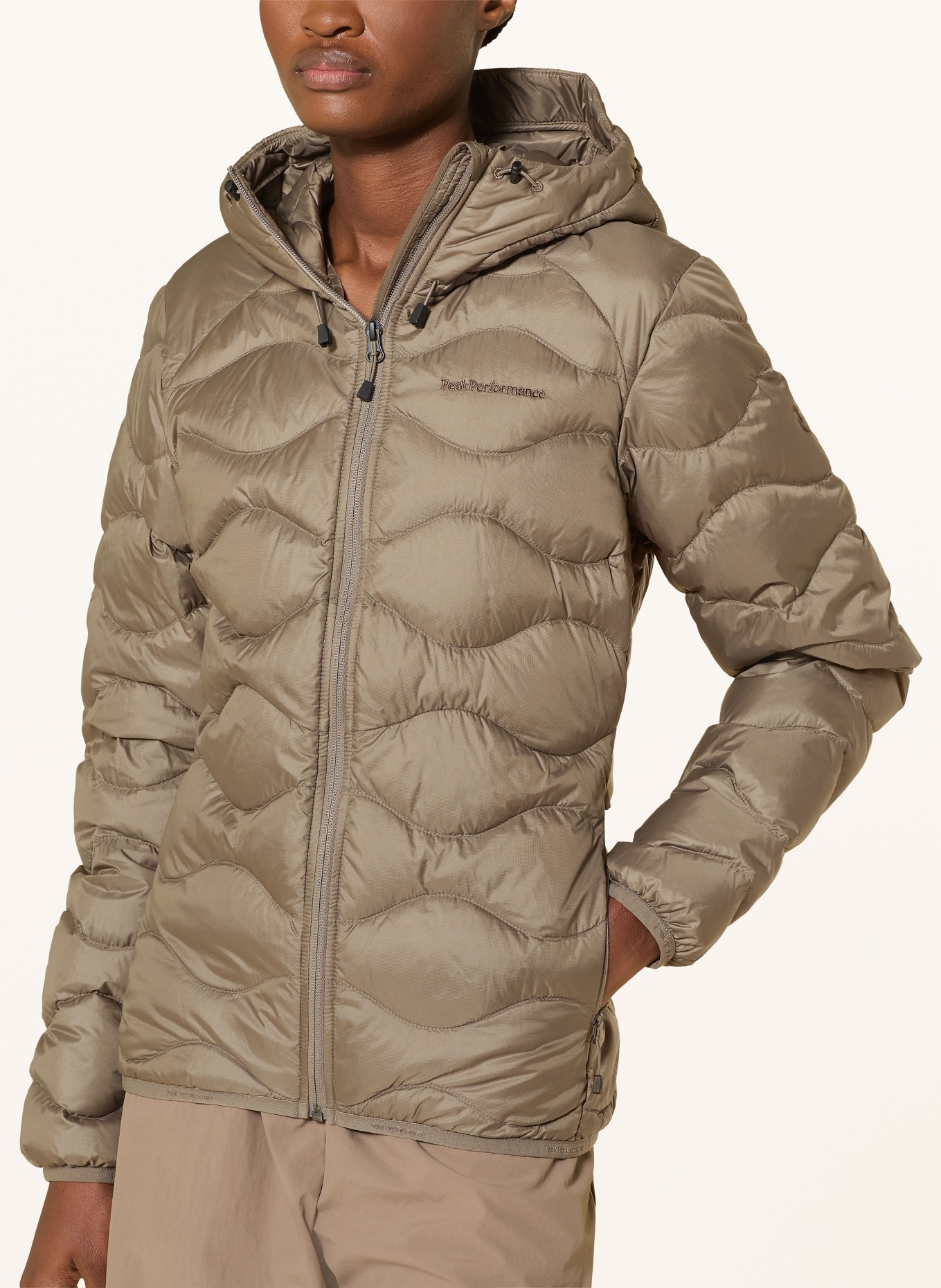 Peak Performance Daunenjacke HELIUM: TAUPE