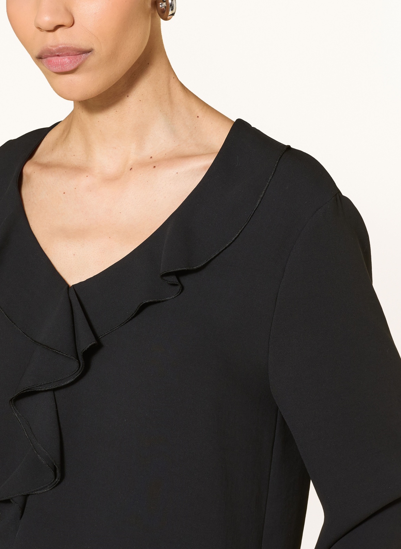 MARC CAIN Bluzka z falbanami: 900 black new