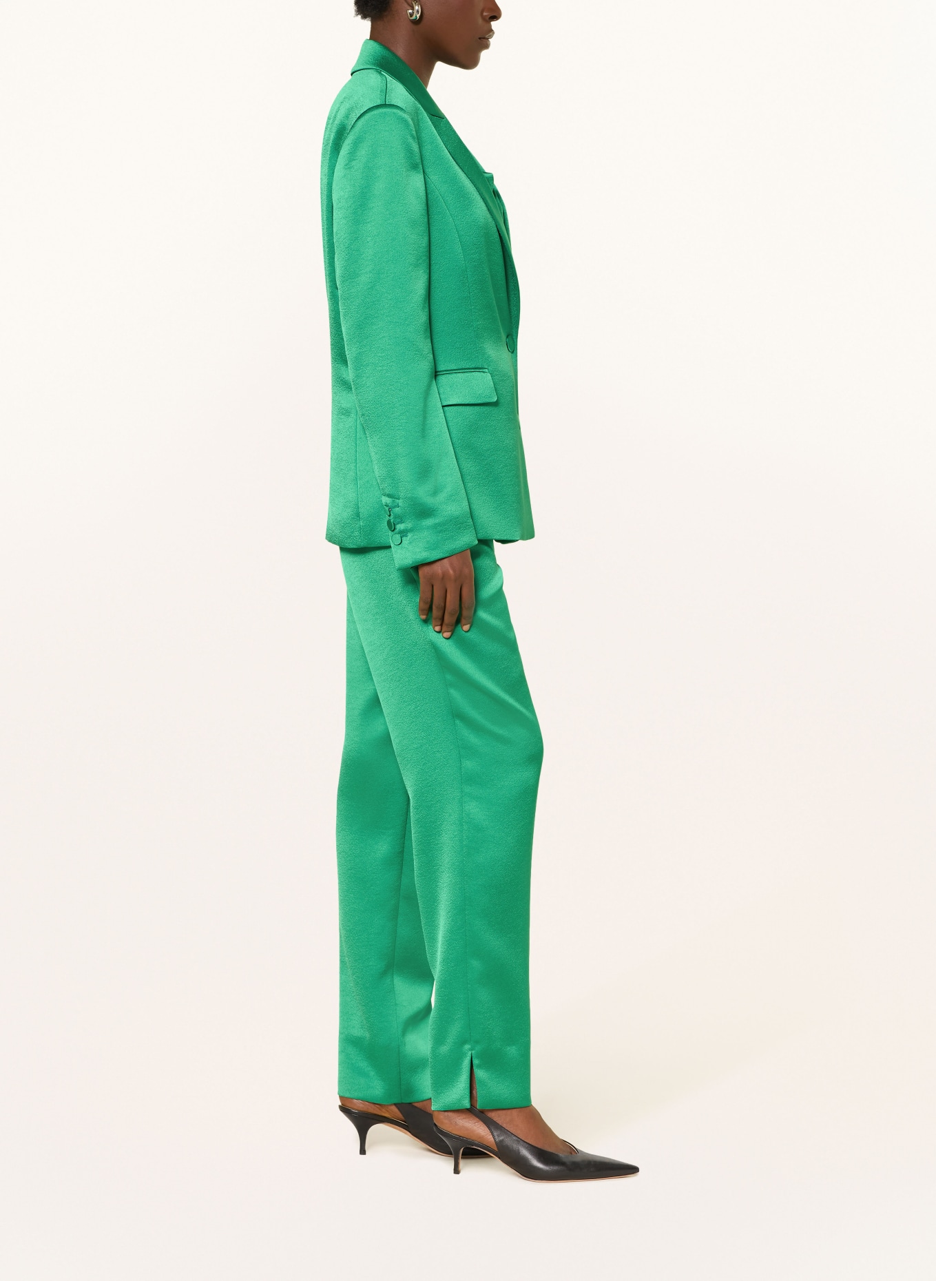 MARC CAIN Pantalon en satin FRANCA: 553 pepper green