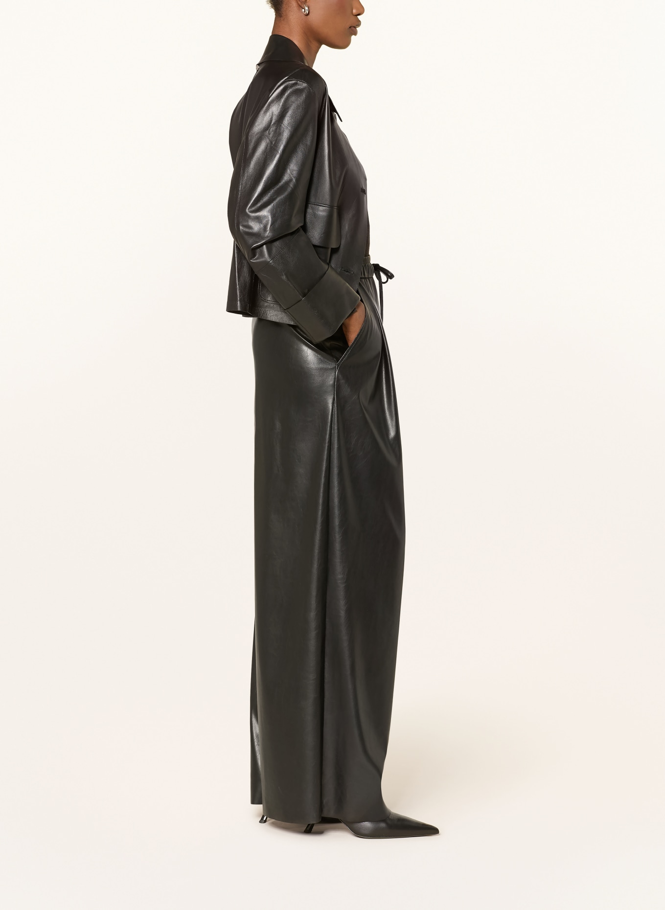 MARC CAIN WINNIPEG leather-look marlene pants: 900 black new