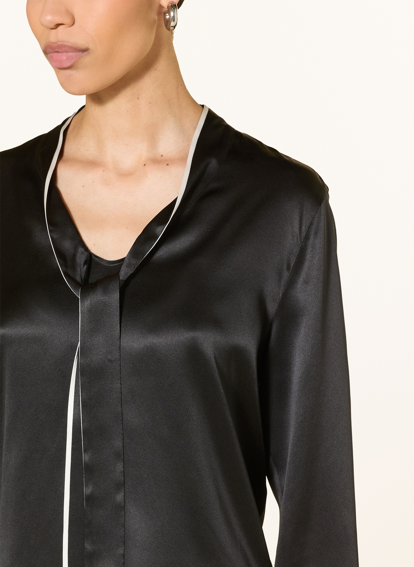 MARC CAIN Silk bow-tie blouse: 900 black new