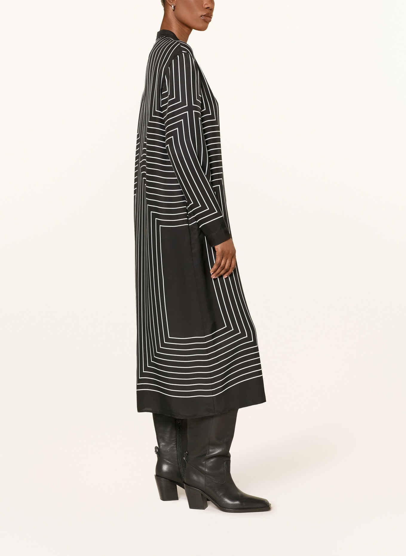 MARC CAIN Dress: 910 black and white