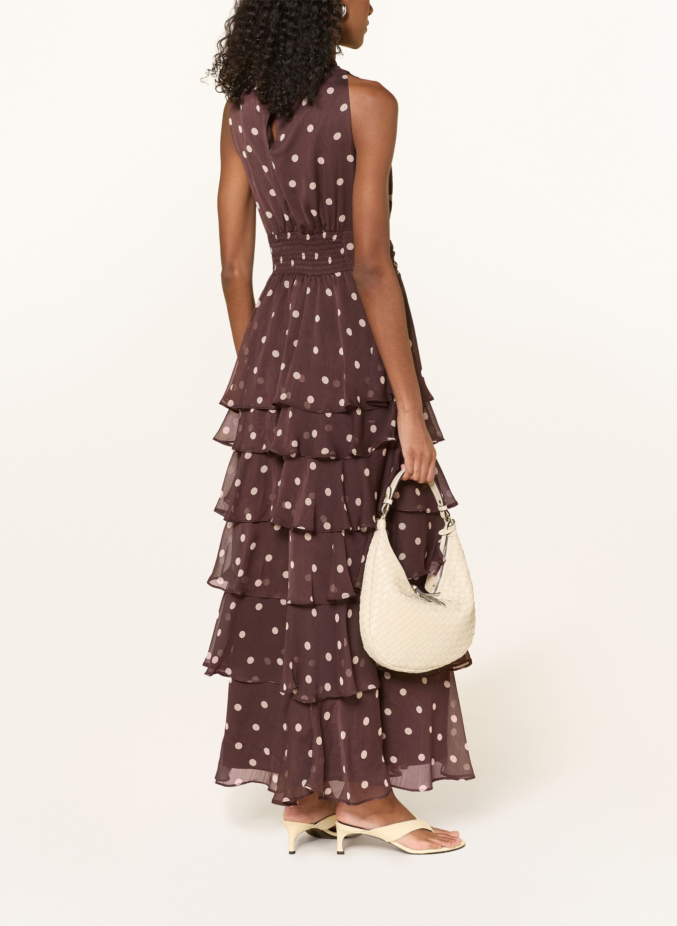 NEO NOIR Robe à col lavallière MARLI: MARRON FONCÉ / BEIGE