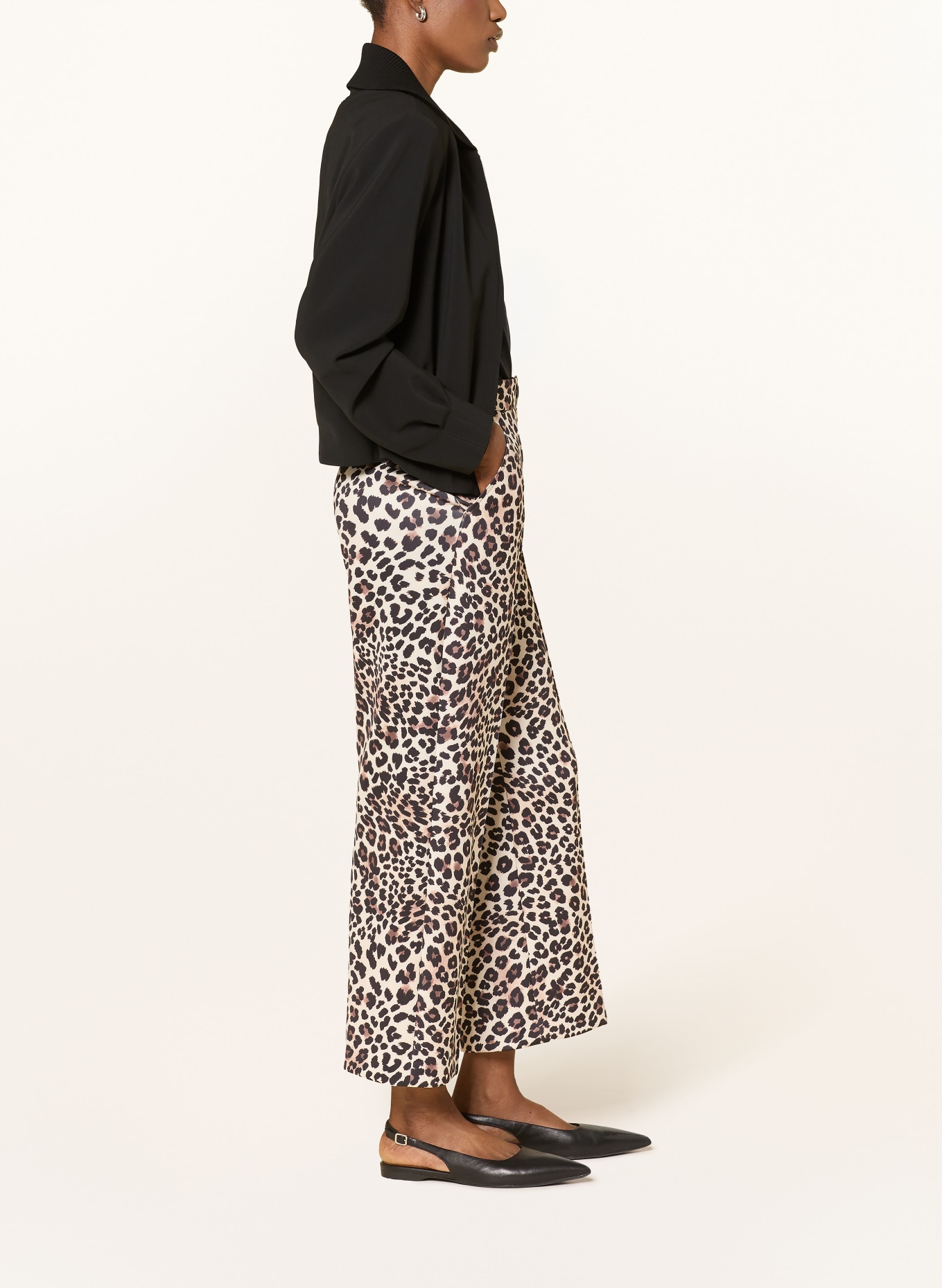 MARC CAIN WUKARI Cropped Pants: 698 after dark