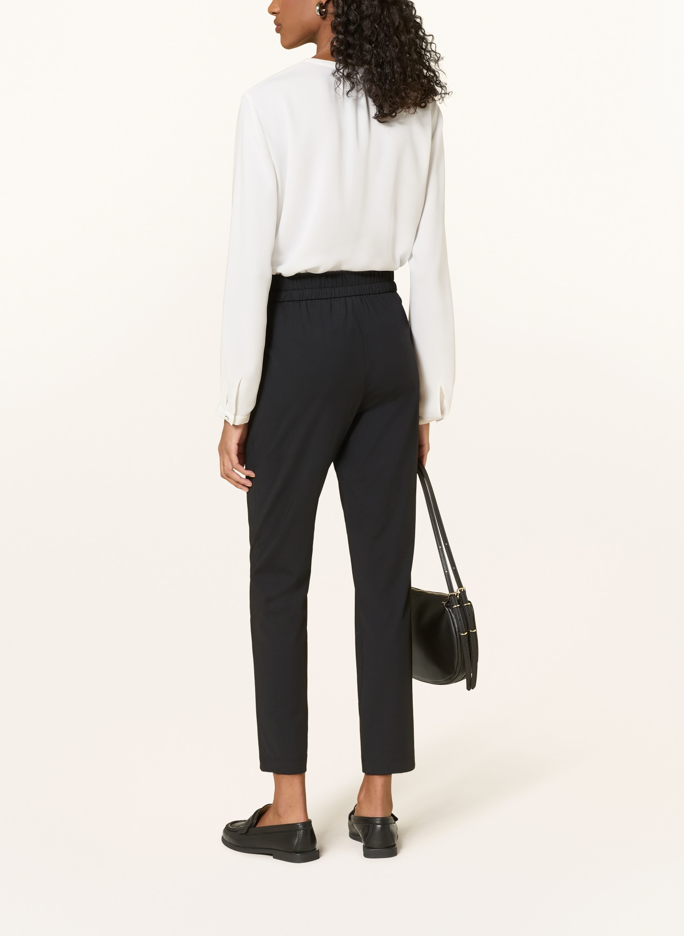 MARC CAIN 7/8 kalhoty v joggingovém stylu: 900 black new