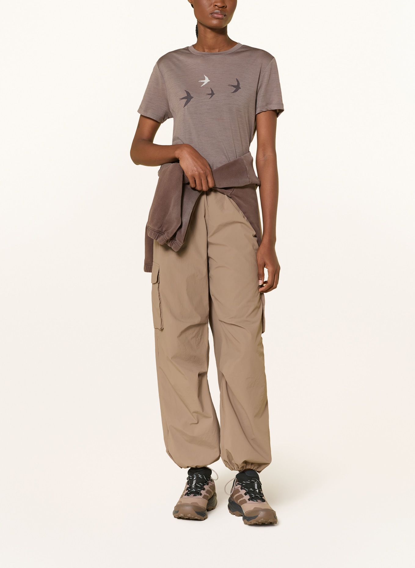 icebreaker MER 150 functional shirt made from merino wool: TAUPE