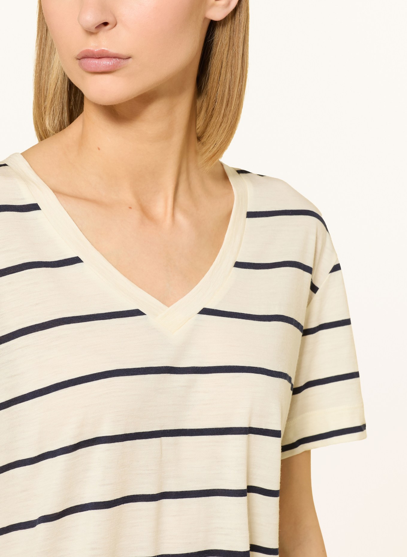 icebreaker 150 TECH LITE functional shirt made of merino wool: DARK BLUE / ECRU