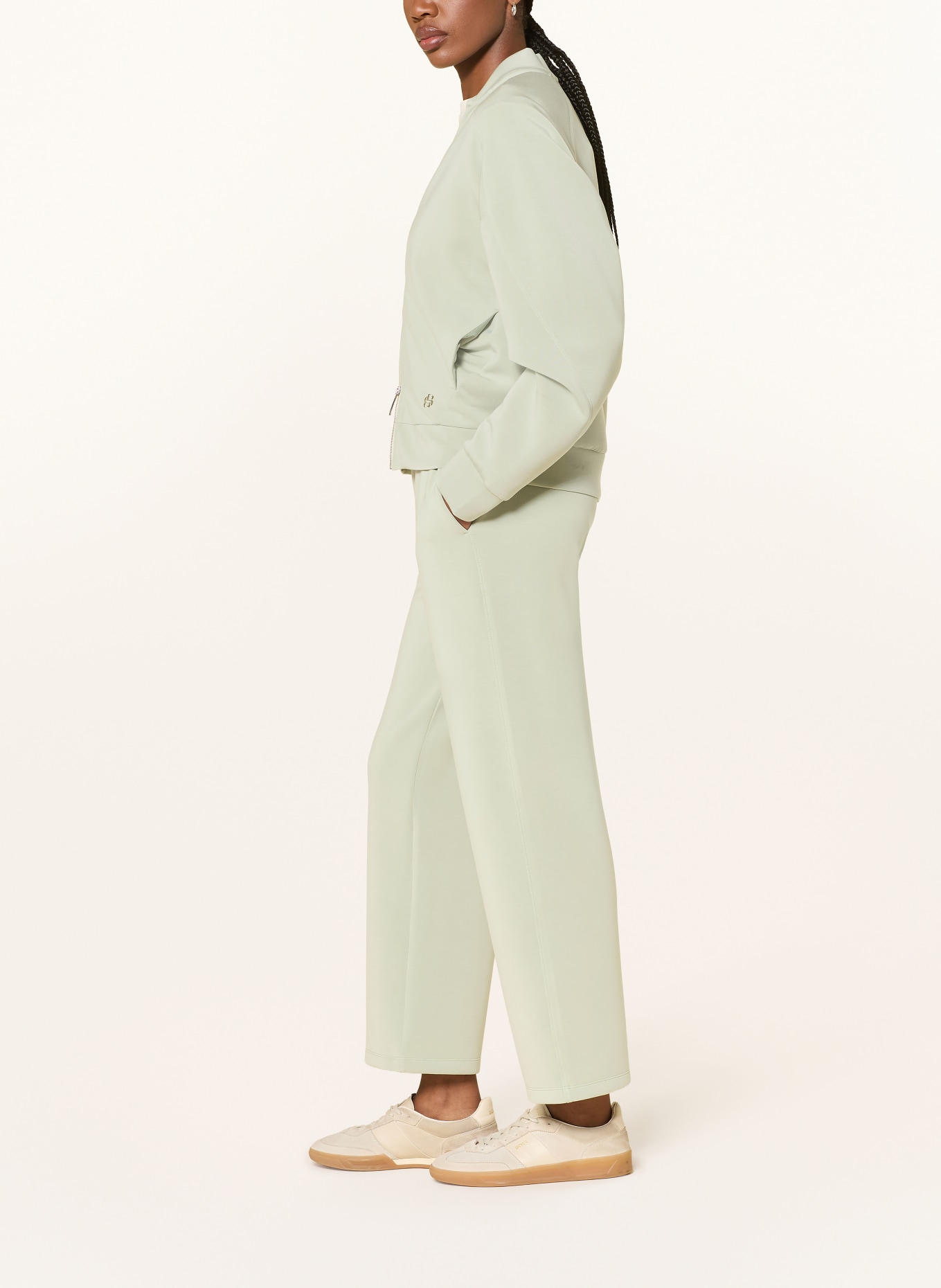 BOSS Pantaloni ELABSE în stil jogging: VERDE DESCHIS