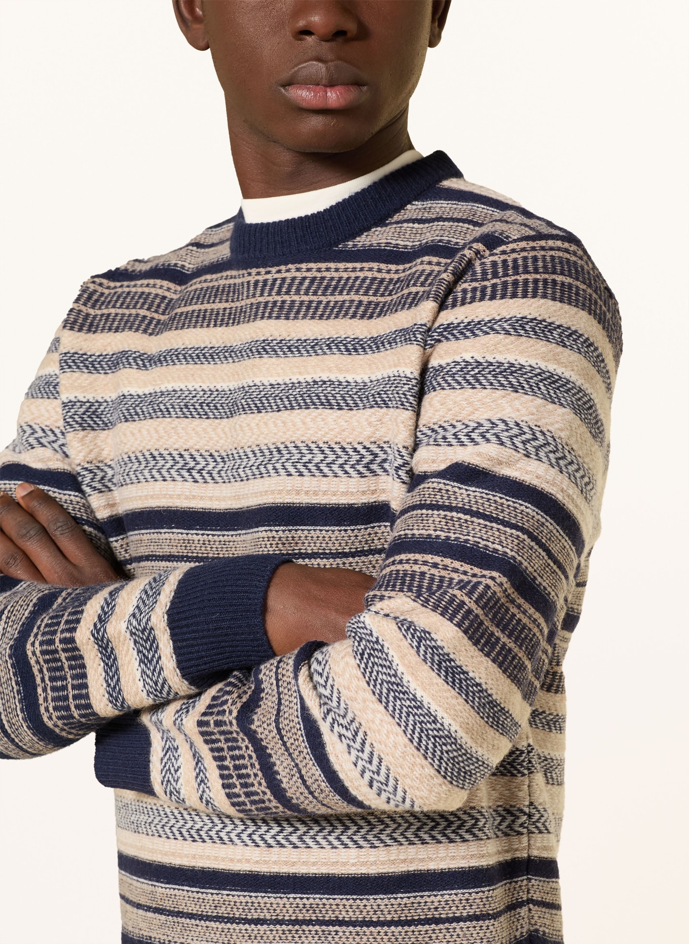 Barbour Pullover HIGHSTED: DUNKELBLAU / CAMEL / ECRU