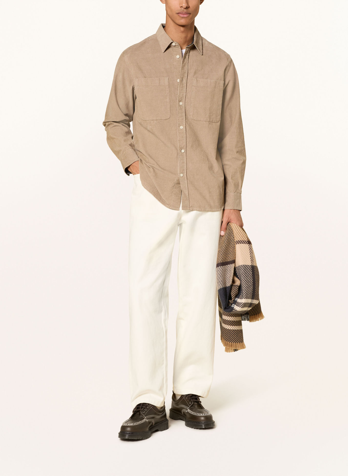 Barbour Cordhemd Comfort Fit: CAMEL