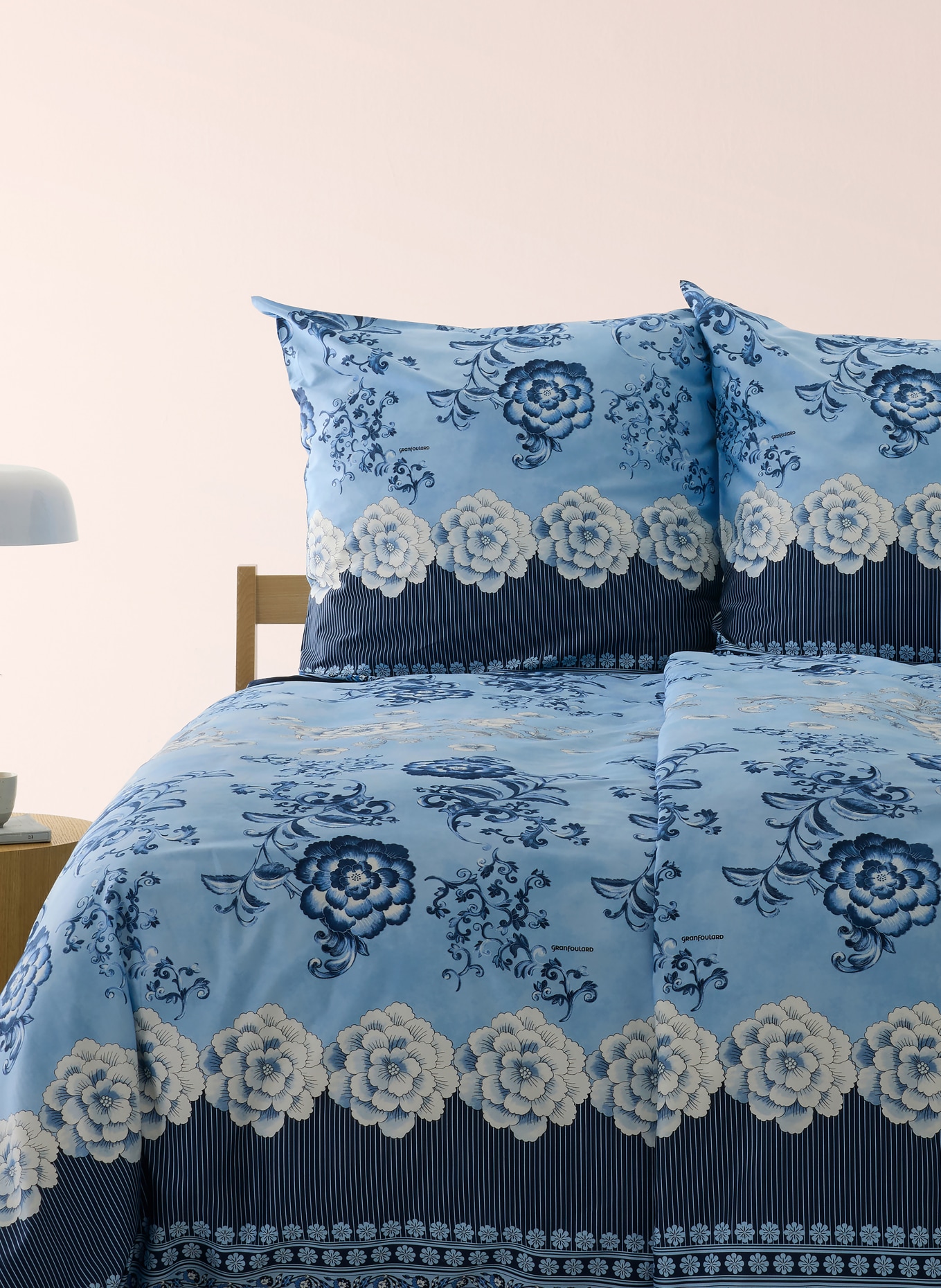 bassetti Linge de lit PARAGGI: BLEU CLAIR / BLEU FONCÉ / NOIR