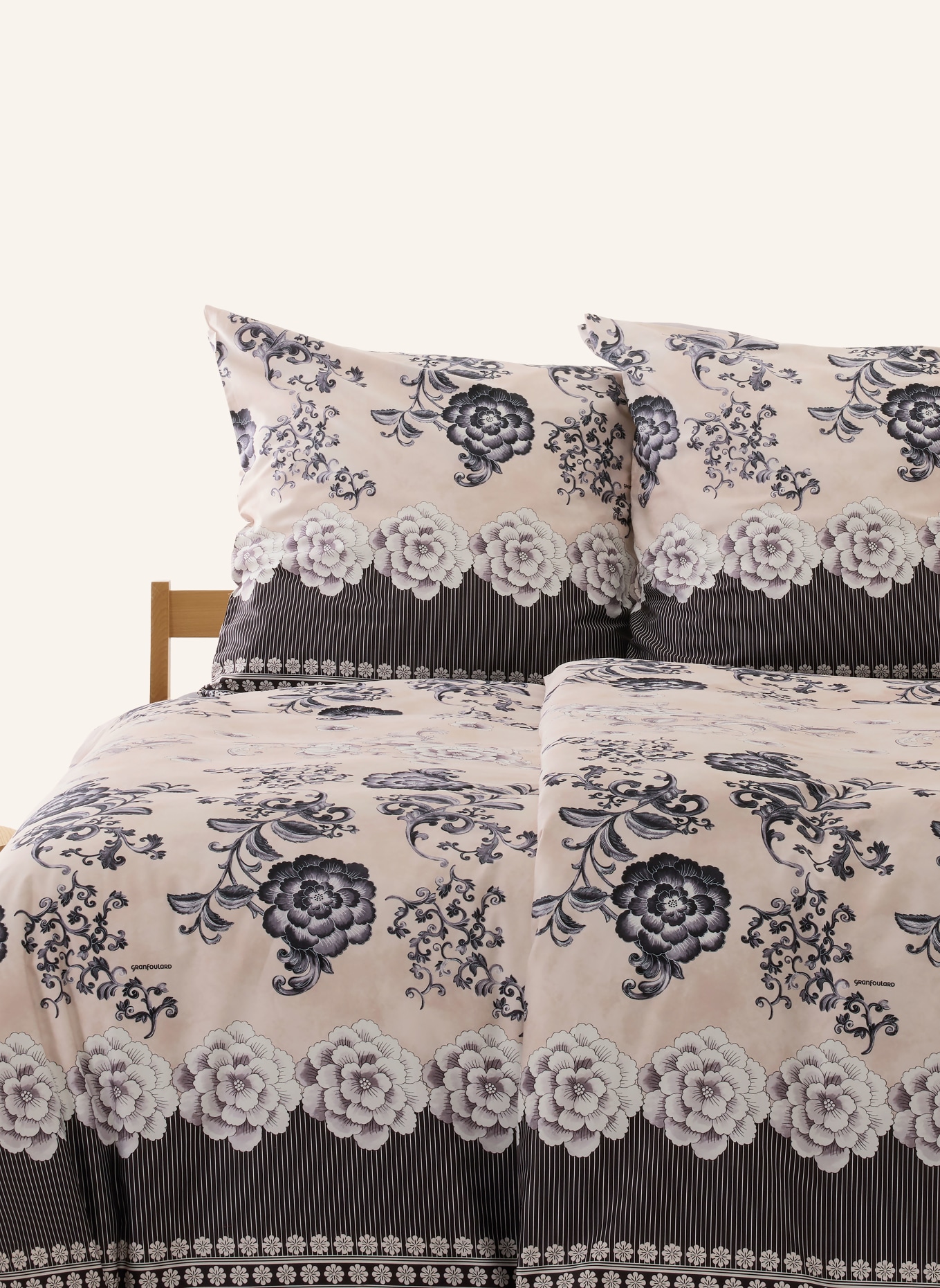 bassetti Bettwäsche PARAGGI: SCHWARZ / CAMEL / GRAU