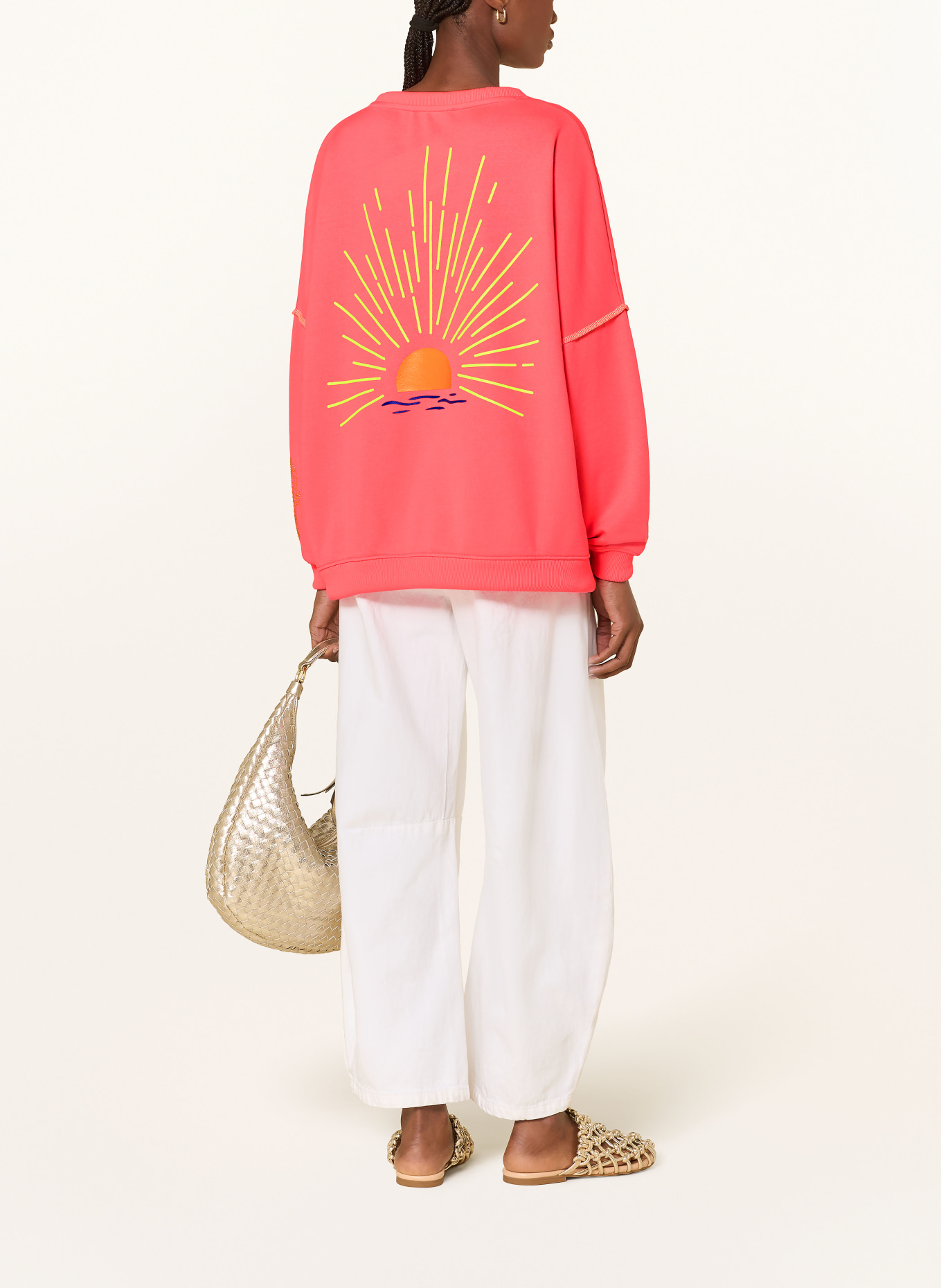 miss goodlife Oversized-Sweatshirt mit Schmucksteinen: NEONPINK / NEONGELB