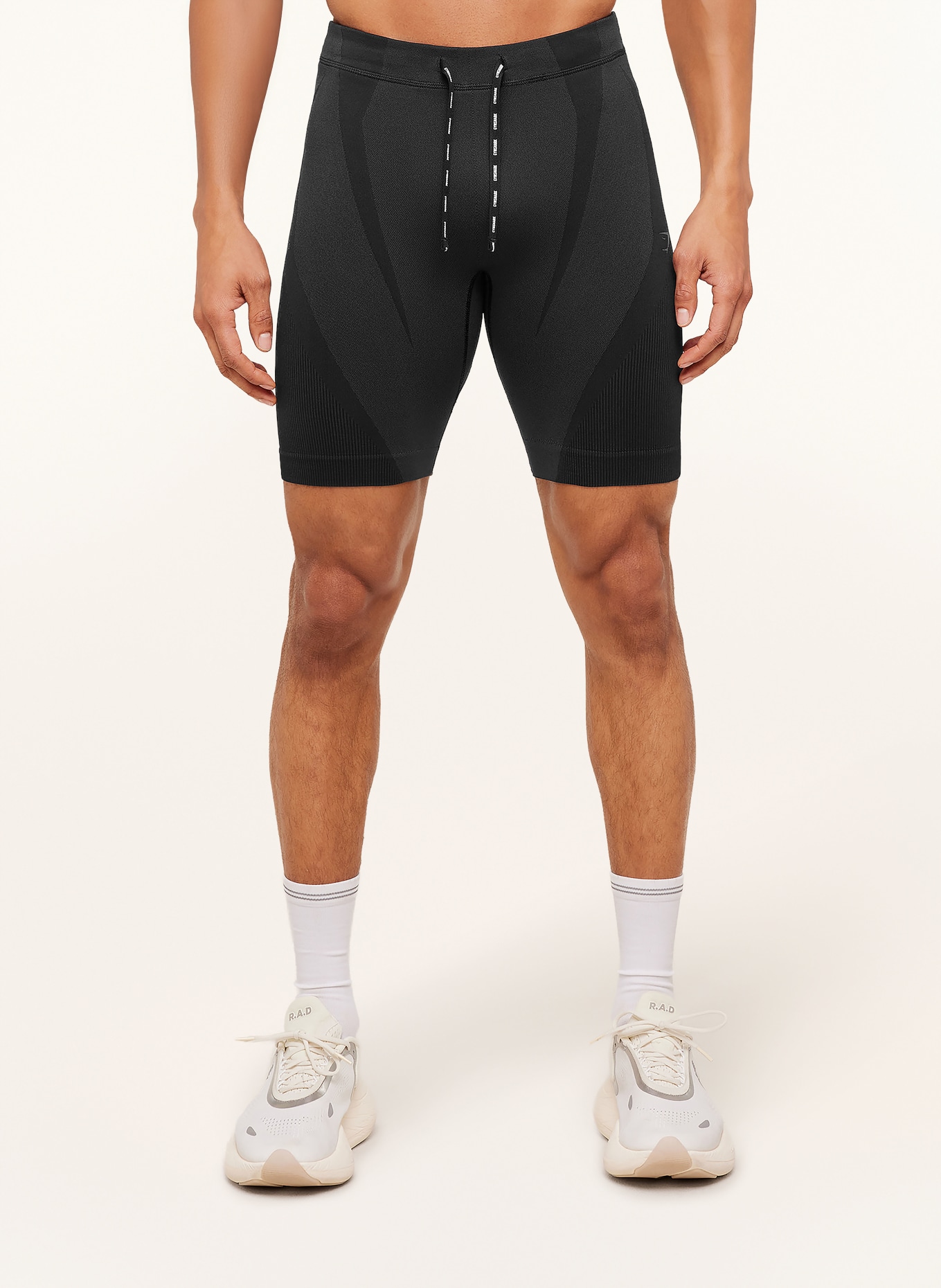 GYMSHARK 2-in-1-Laufshorts SEAMLESS RUNNING: SCHWARZ / DUNKELGRAU
