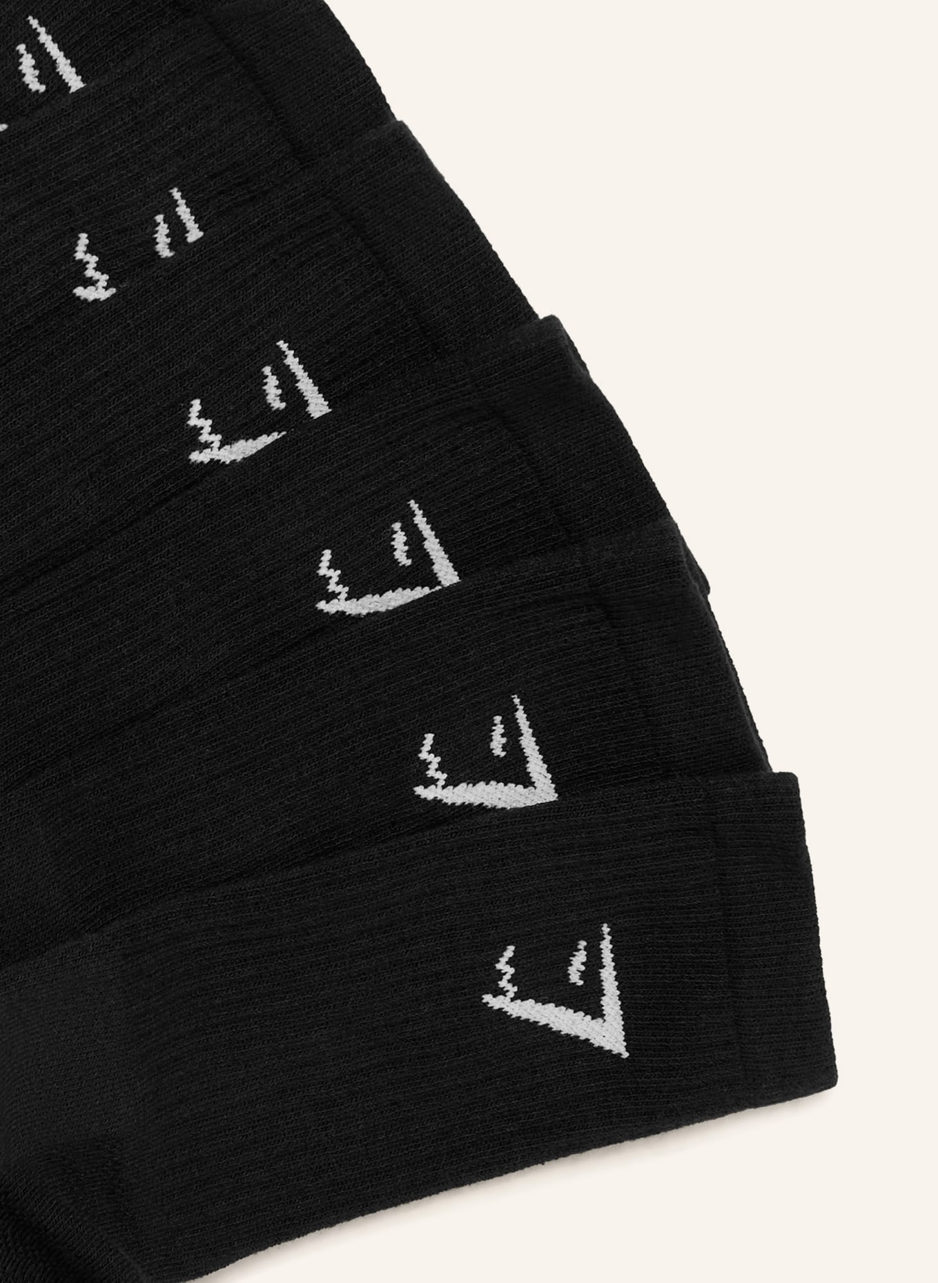 GYMSHARK 6er-Pack Socken: SCHWARZ / WEISS
