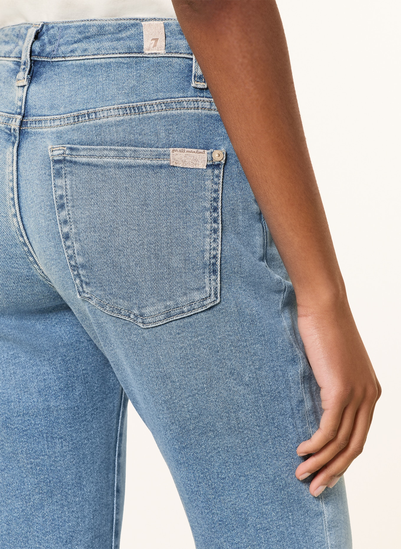 7 for all mankind Jean droit CALIE: 3NQ AQUASHADE