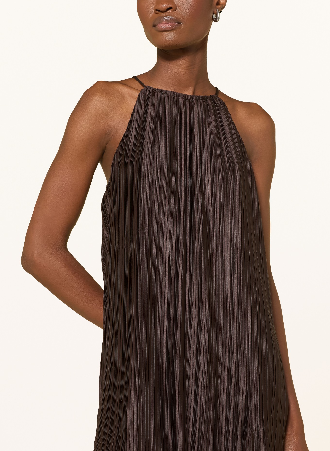 GRACE & MILA Plisseekleid WILONA: DUNKELBRAUN