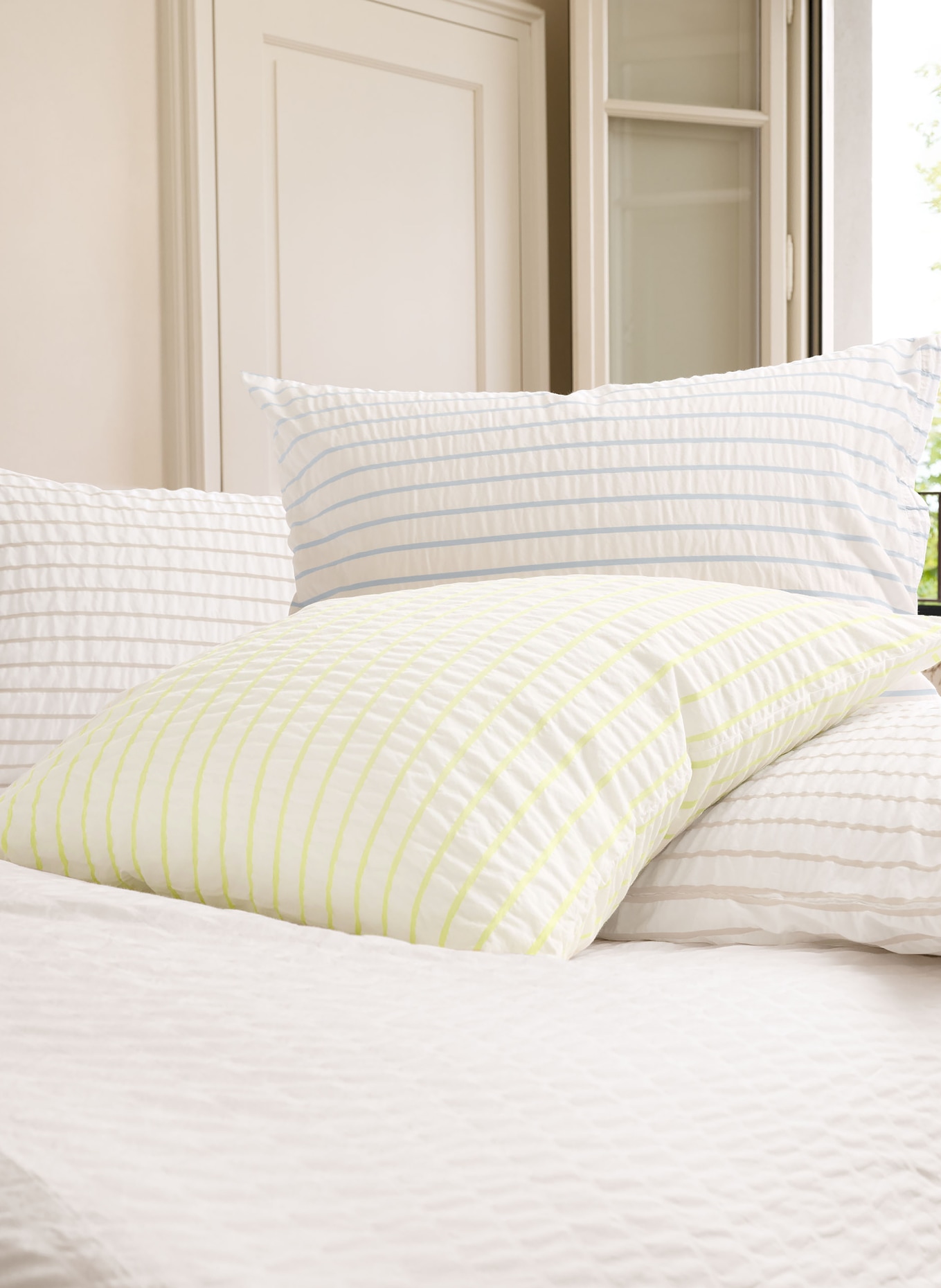 SCHLOSSBERG Bettwäsche LENNY: WEISS / HELLGELB