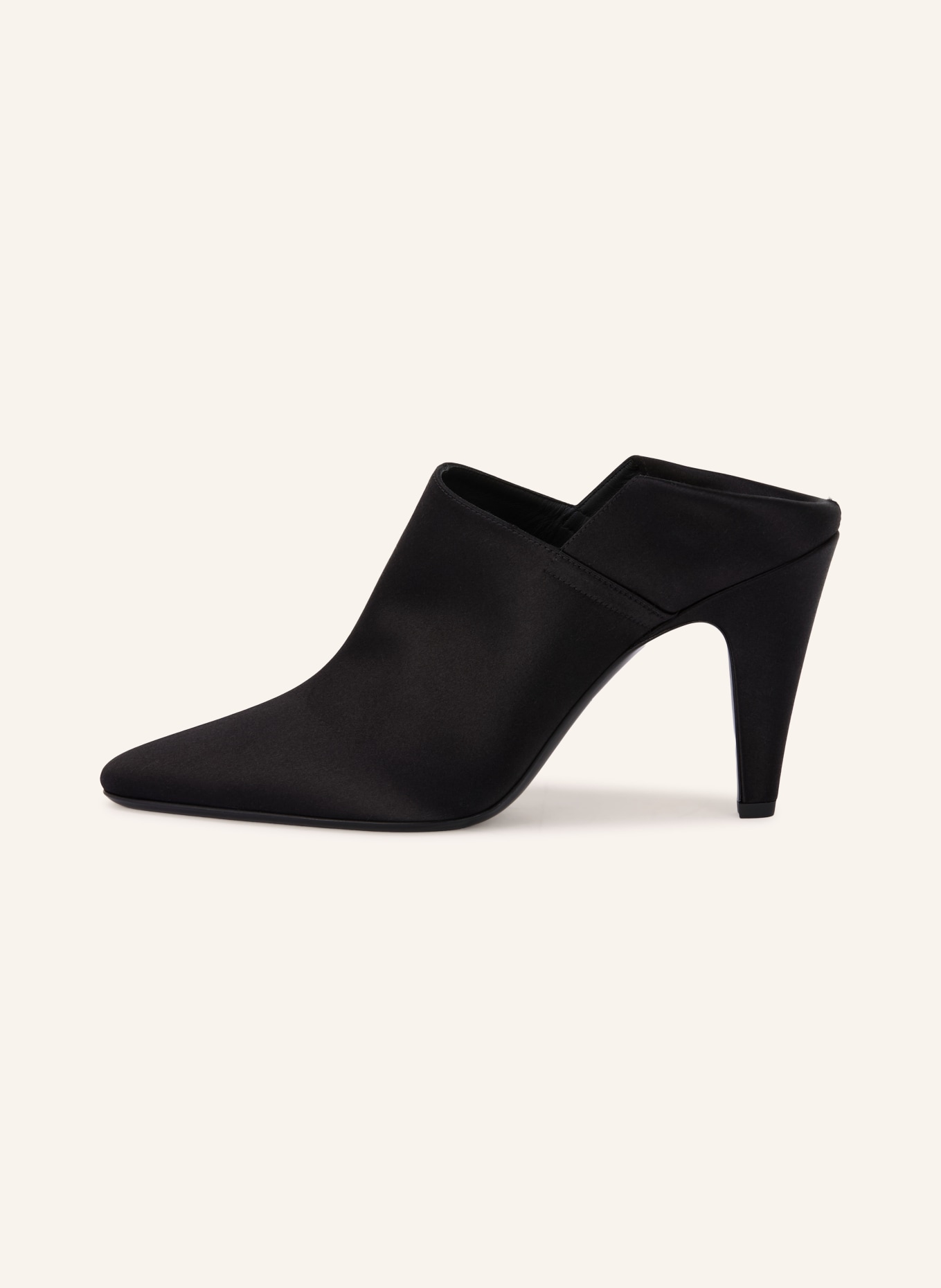 ALAÏA Mules: BLACK
