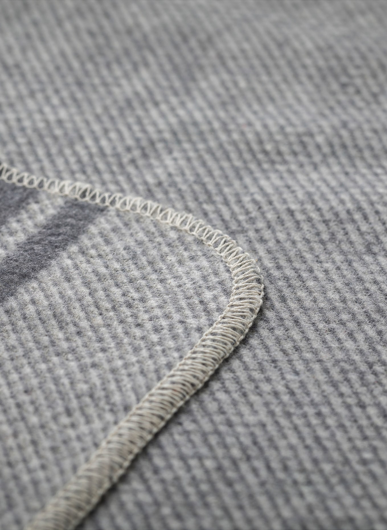 David Fussenegger Koc dla psa PAWS: KREMOWY / JASNOCZARY / SZARY