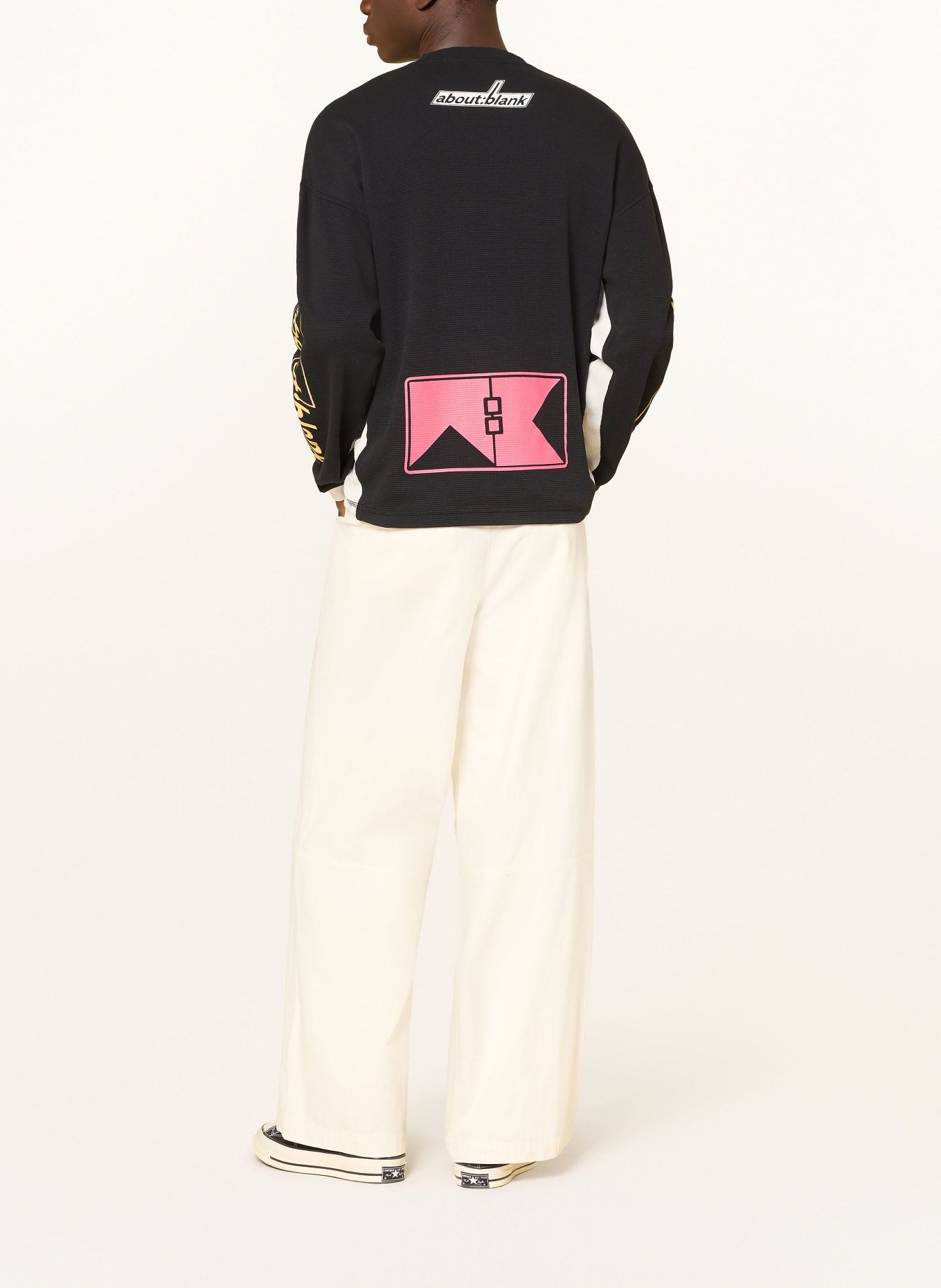 about:blank Longsleeve: SCHWARZ / WEISS