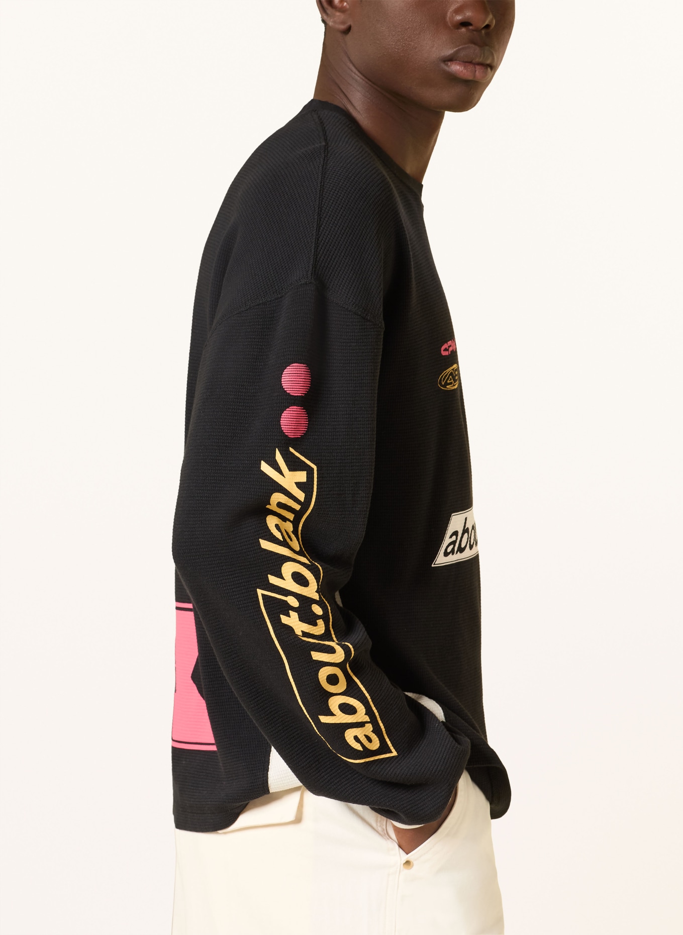 about:blank Longsleeve: SCHWARZ / WEISS