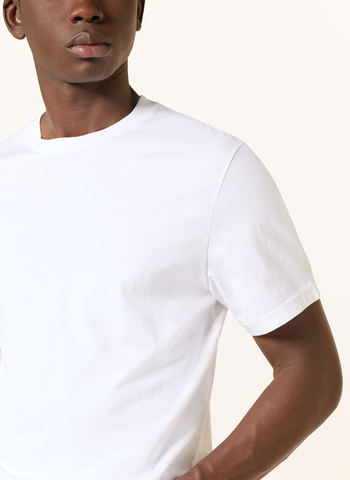 FRAME T-Shirt: WEISS