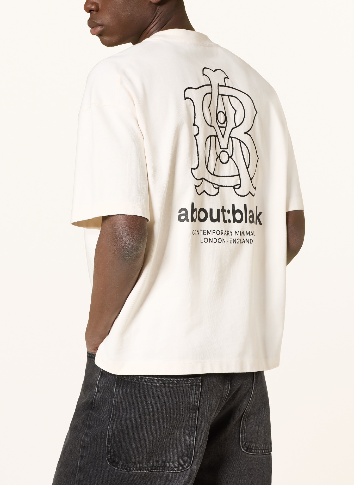 about:blank Tričko: KRÉMOVÁ / ČERNÁ