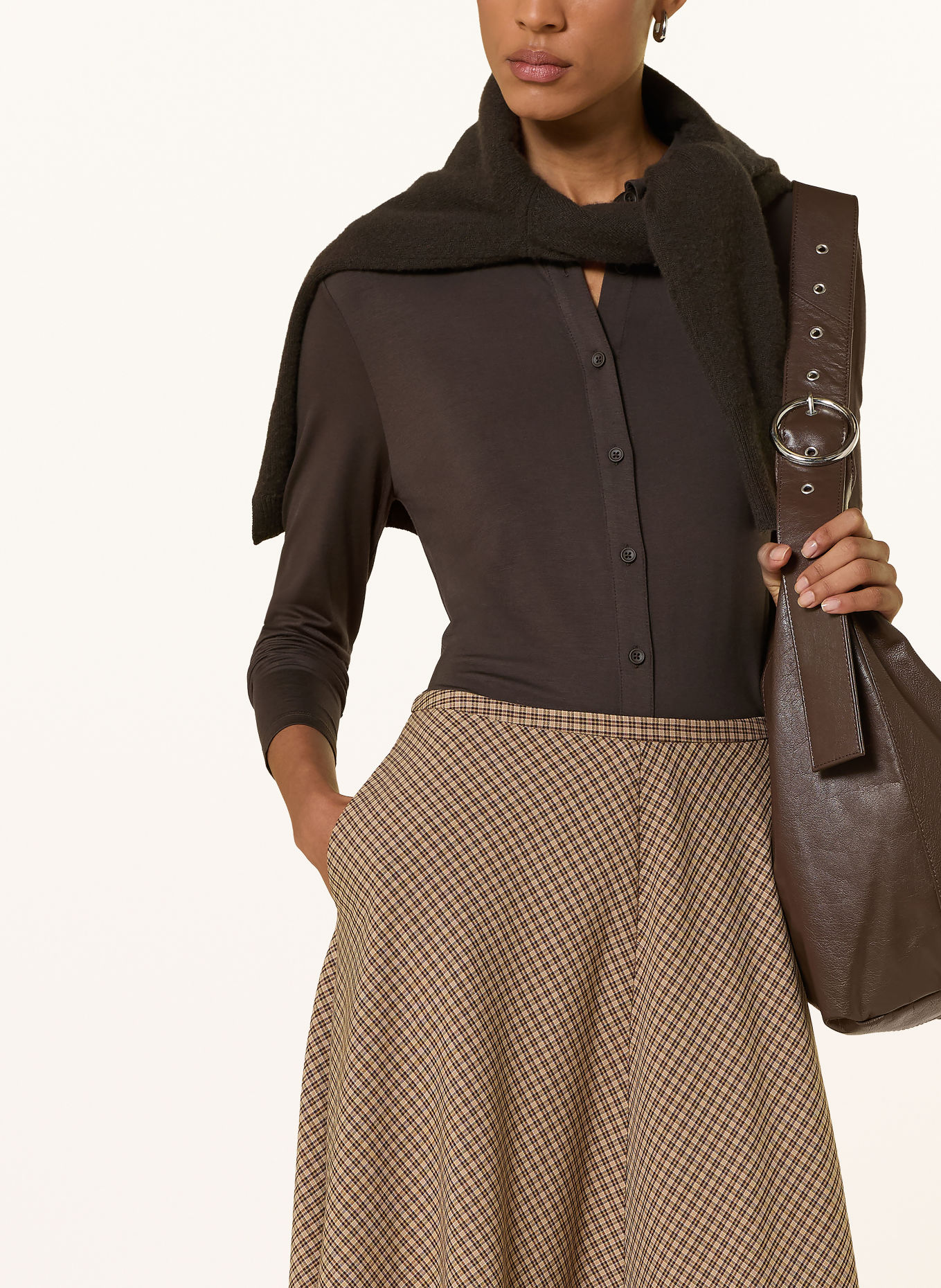 comma blouse: DARK BROWN
