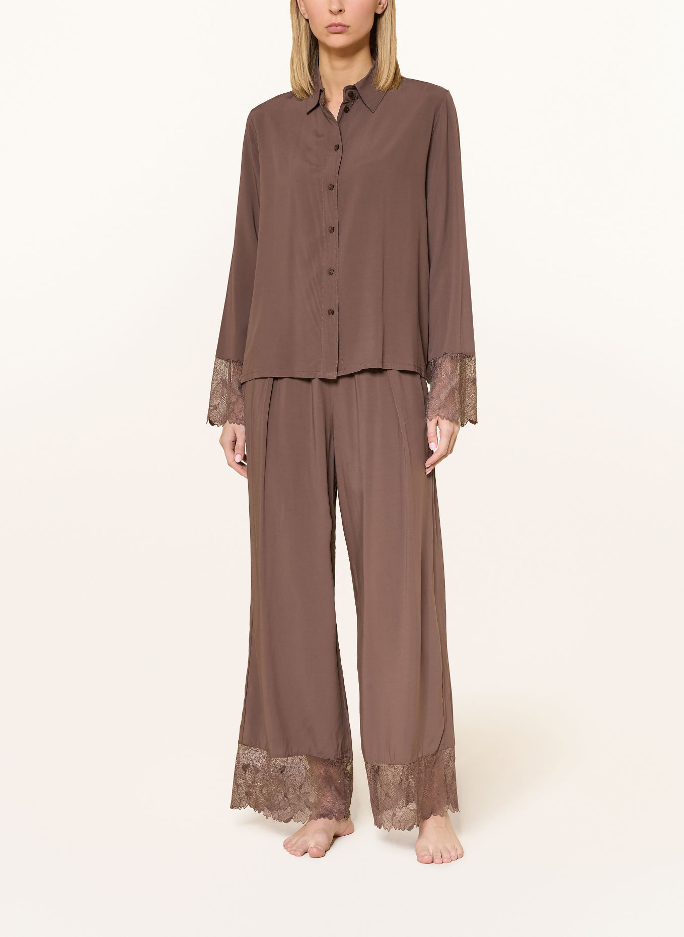 SCHIESSER Pyžamo MODERN LACE: TMAVĚ HNĚDÁ