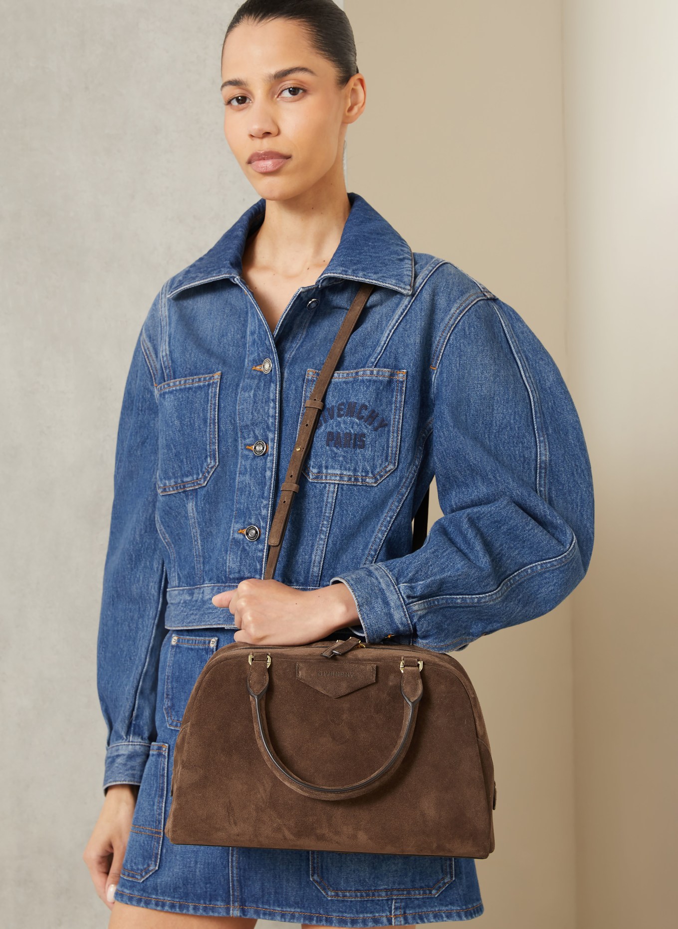 GIVENCHY Handtas ANTIGONA: BRUIN / GOUD