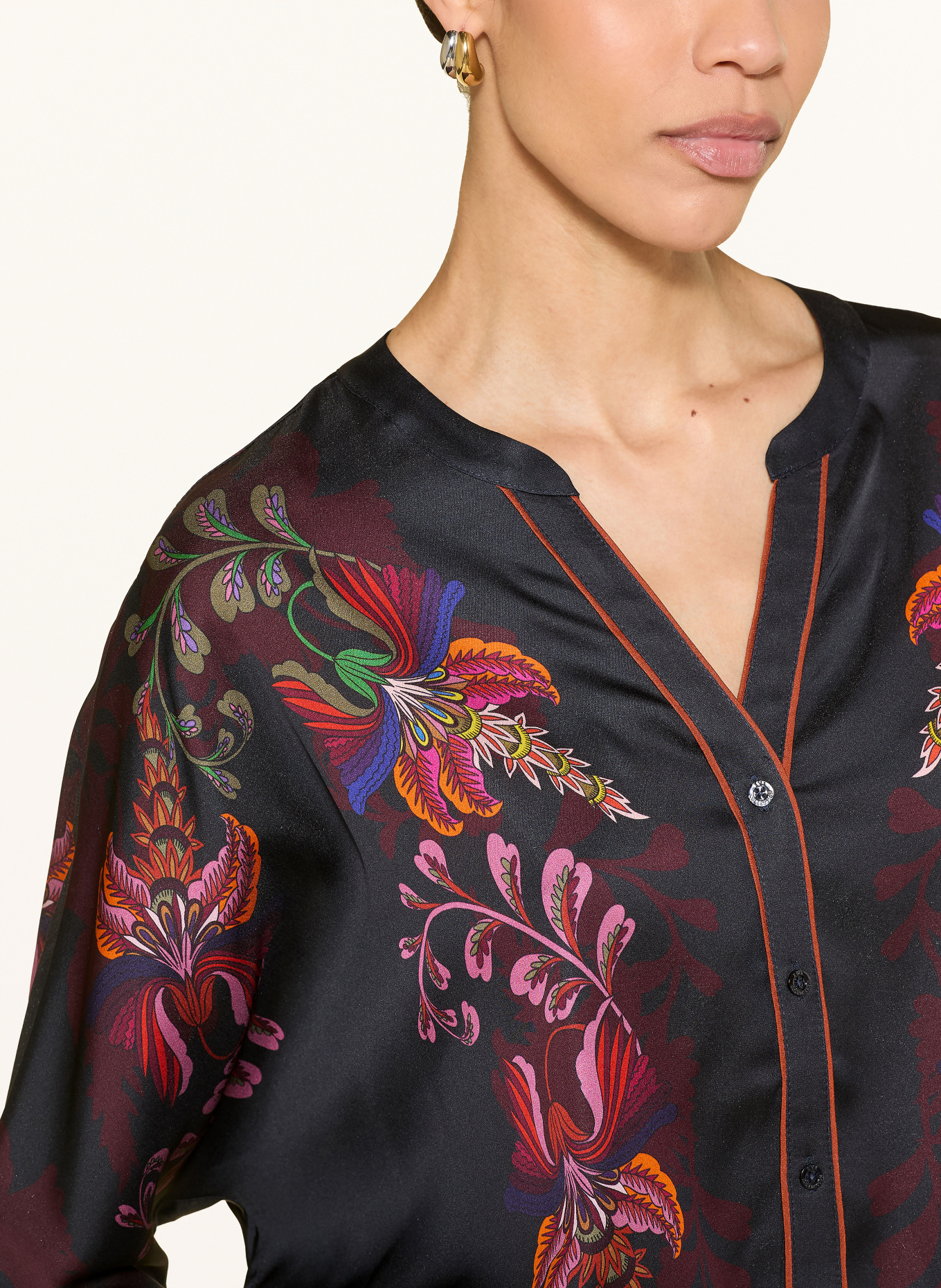 IVI collection Halenka s hedvábím: TMAVĚ MODRÁ / RŮŽOVÁ / ORANŽOVÁ