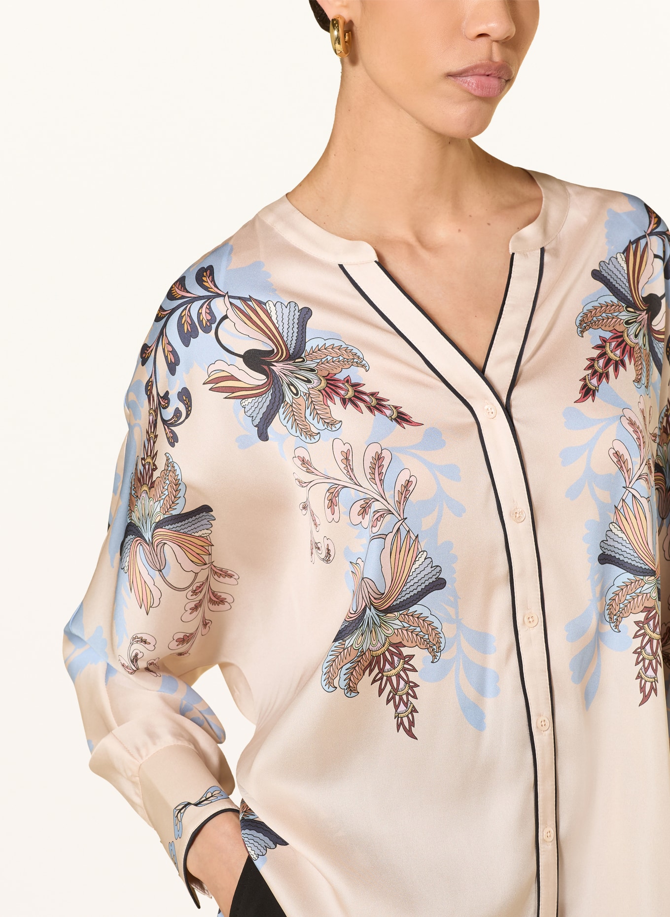 IVI collection Chemisier en soie: CRÈME / BLEU CLAIR / BLEU FONCÉ