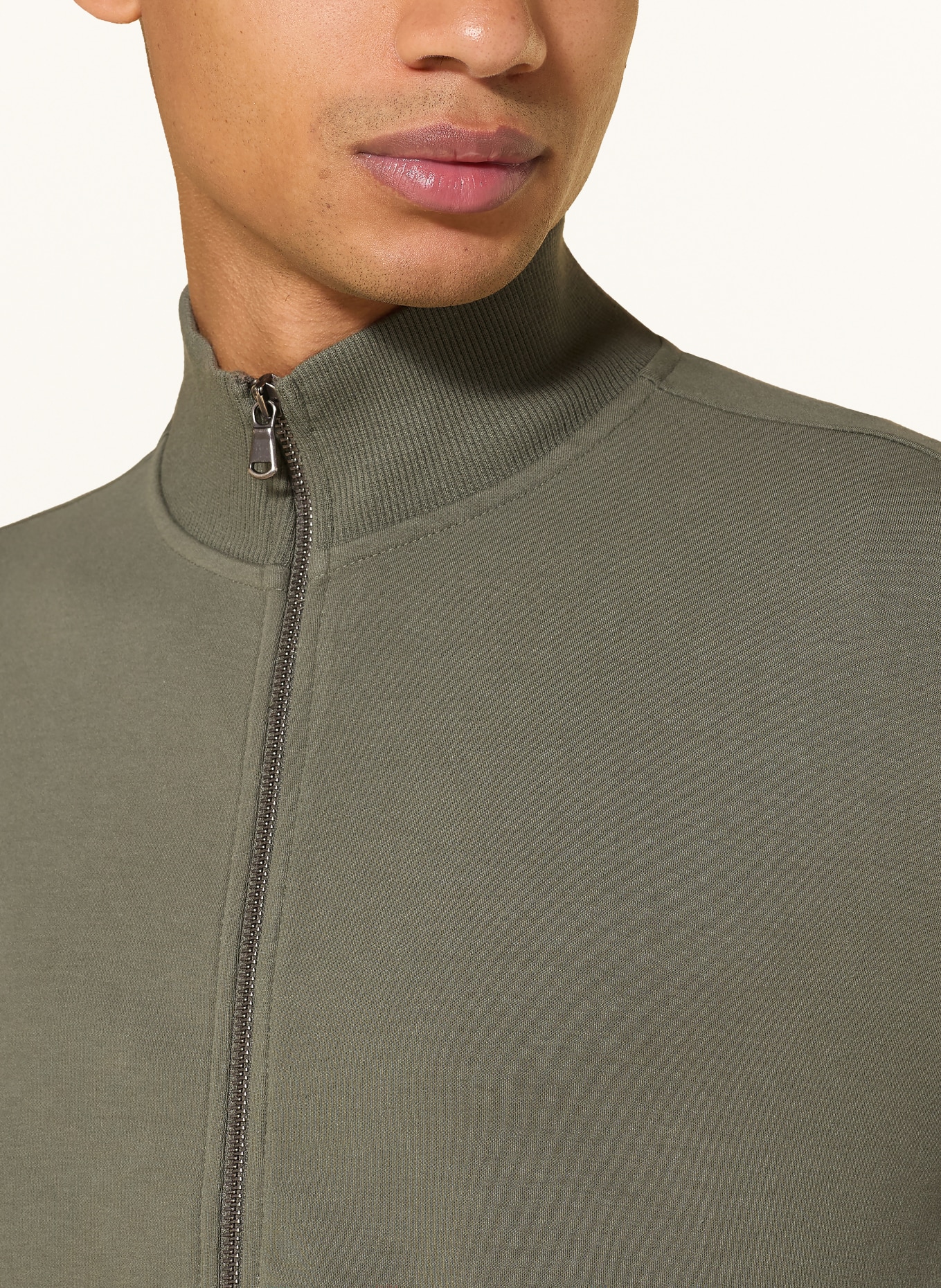 Juvia FRANKO Sweatshirt: GREEN