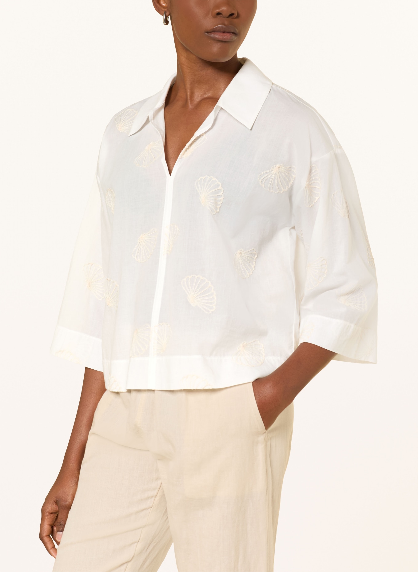 OPUS Blůza FAMONI s 3/4 rukávy: BÍLÁ / REŽNÁ