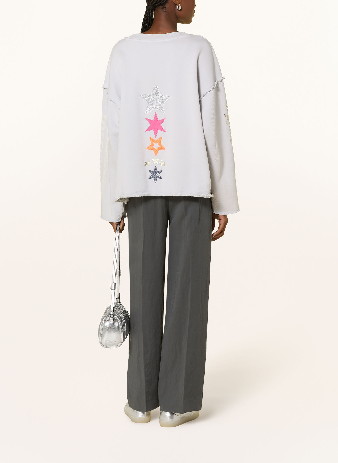 yippie hippie Bluza oversize z cekinami: SZARONIEBIESKI / SREBRNY / JASKRAWY POMARAŃCZOWY