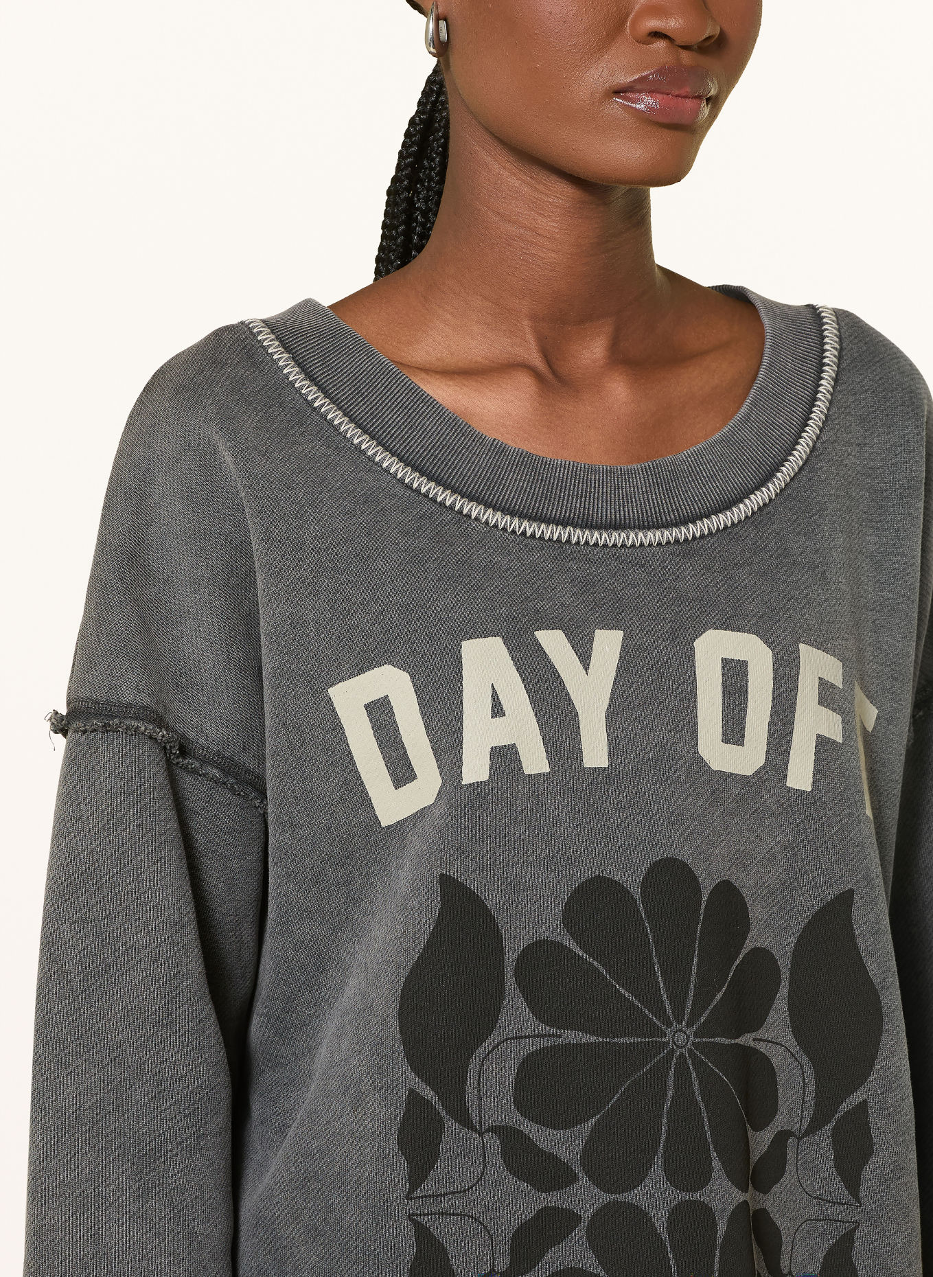 yippie hippie Bluza oversize: SZAROBRĄZOWY / ECRU / CZARNY