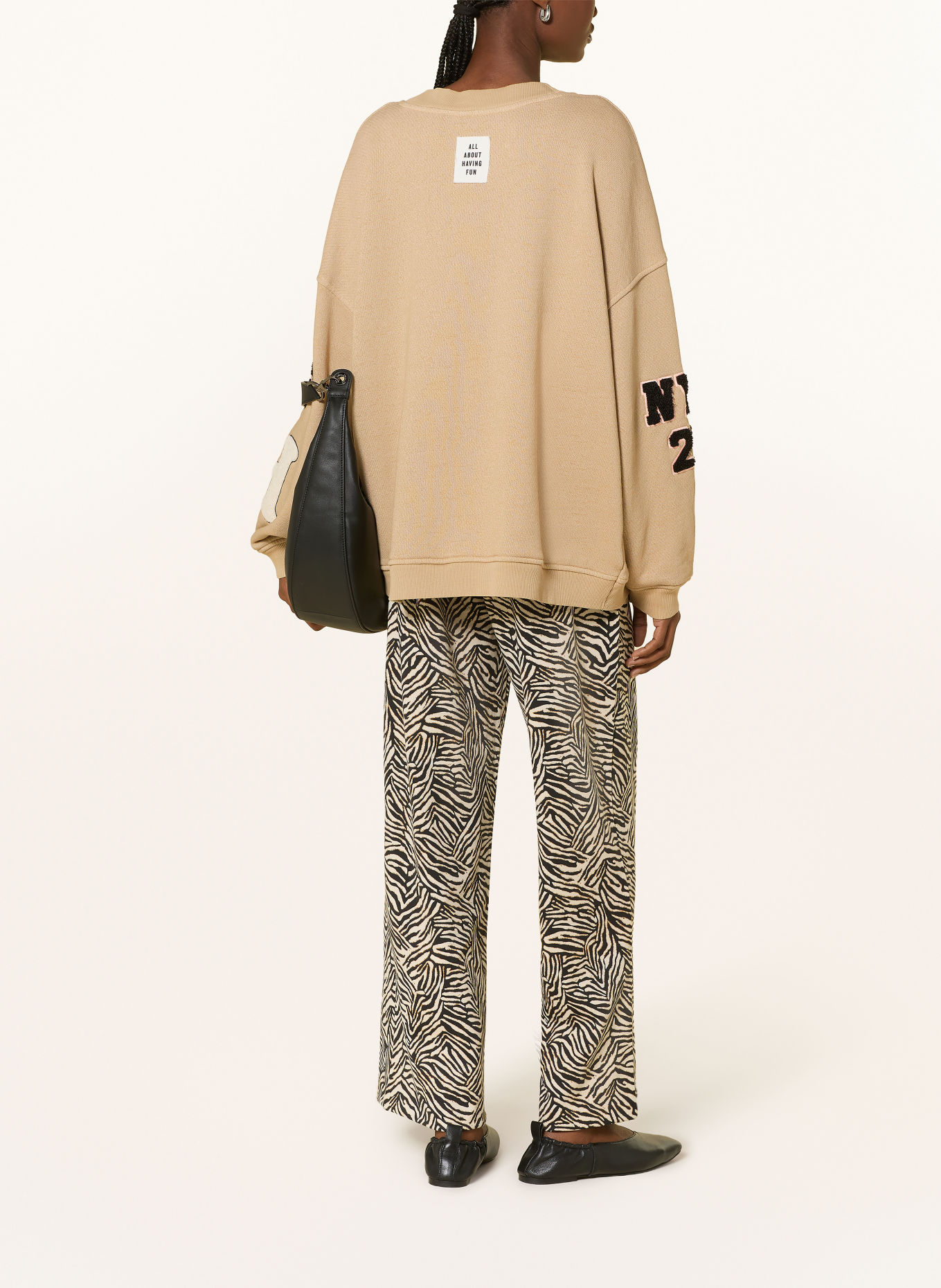 yippie hippie Bluza oversize: JASNOBRĄZOWY / ECRU / MOCNORÓŻOWY