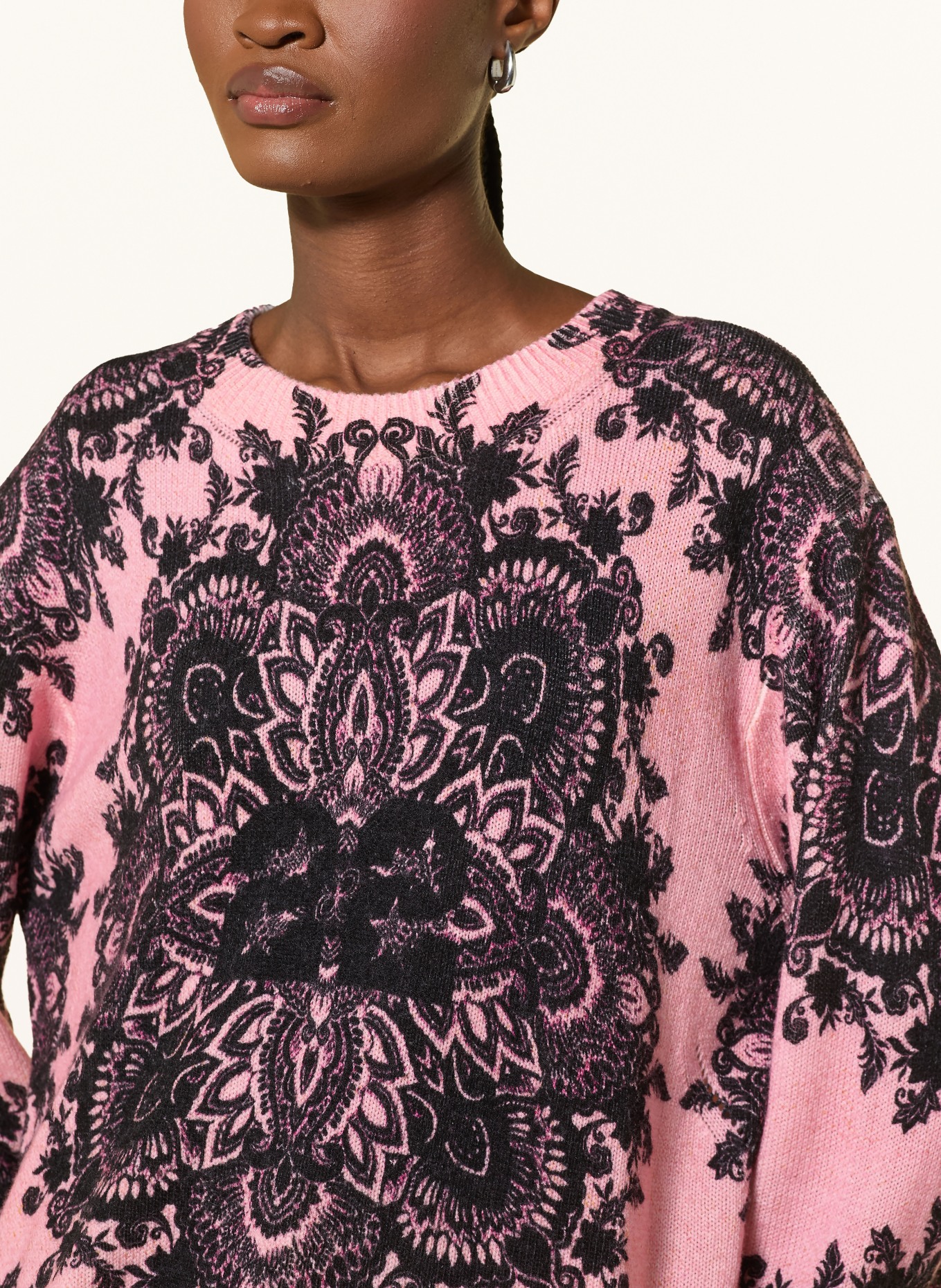 yippie hippie Pullover: ROSA / SCHWARZ