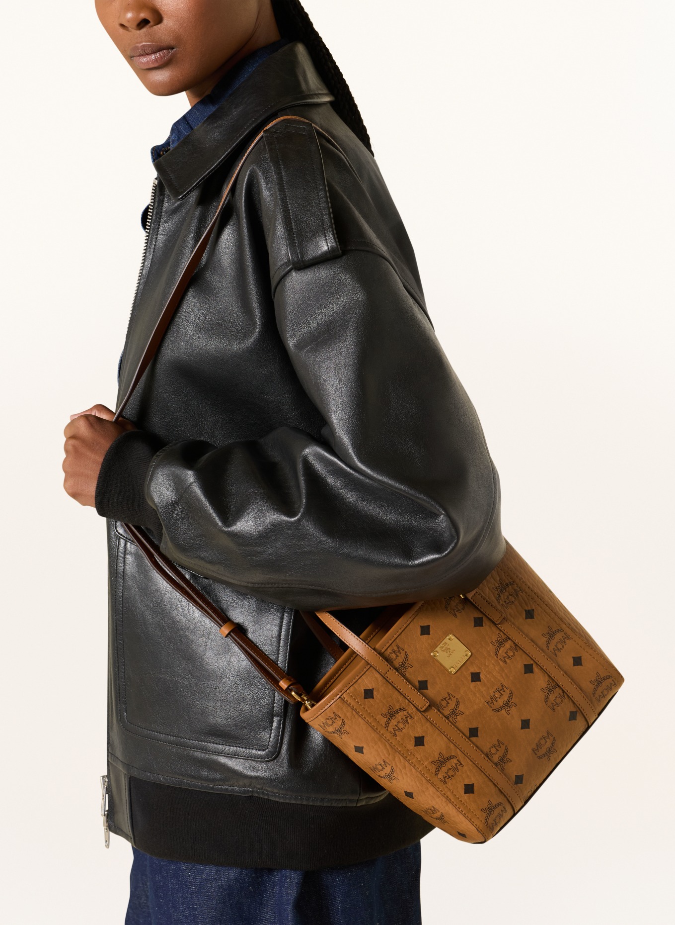 MCM TONI SMALL Handbag: COGNAC / GOLD