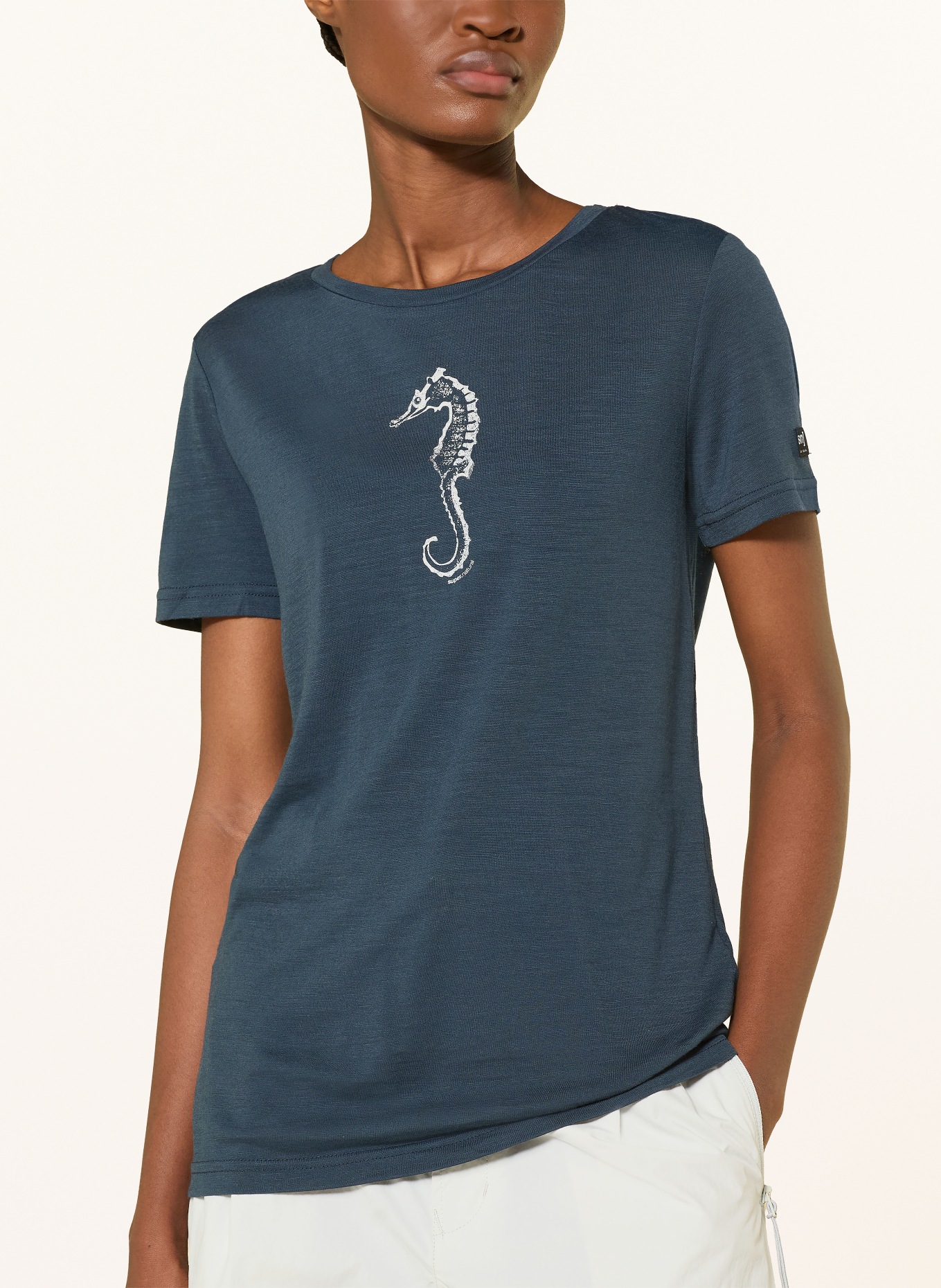 super.natural Funktionsshirt SEA HORSE mit Merinowolle: DUNKELBLAU / WEISS